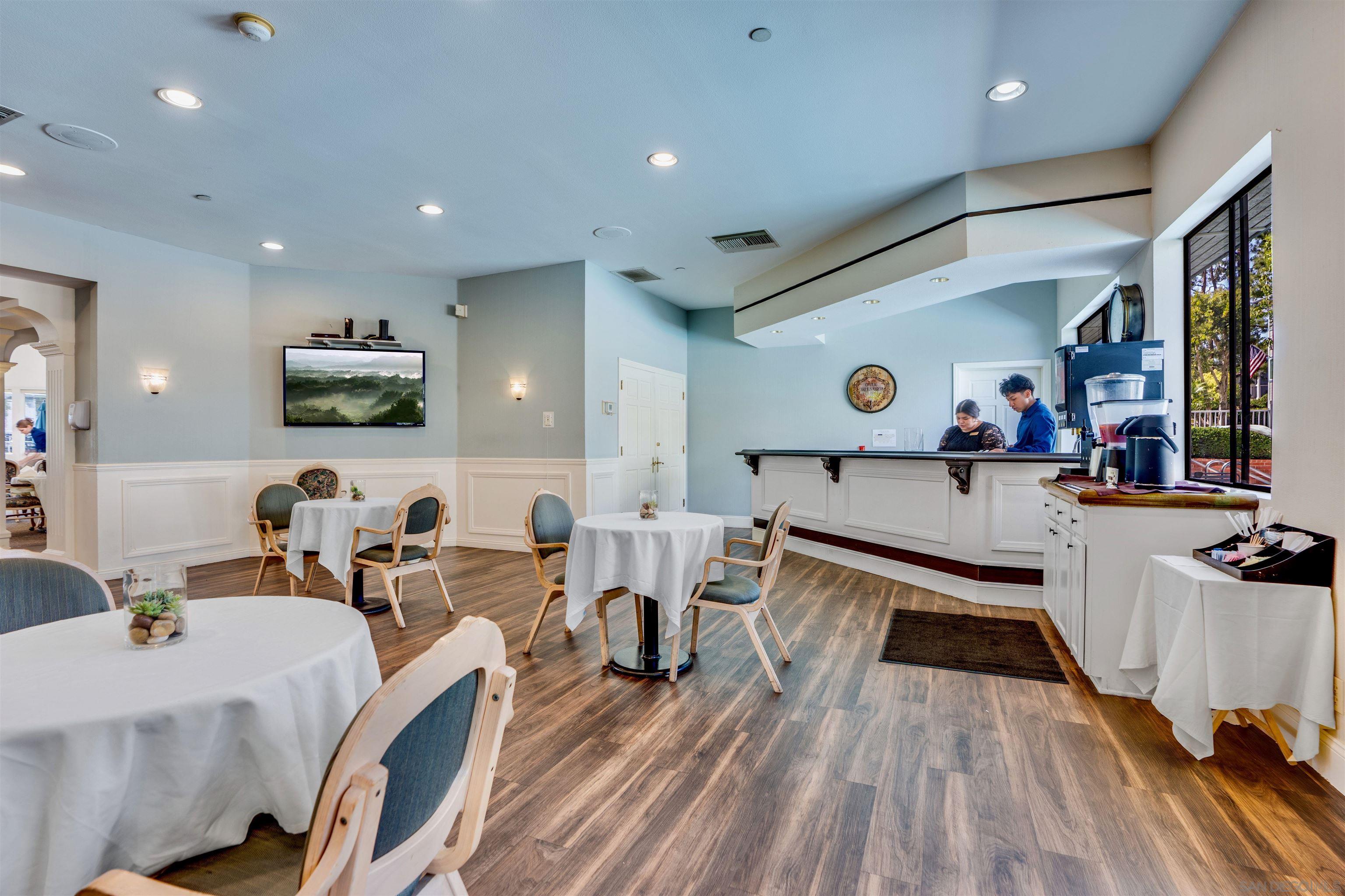 Detail Gallery Image 6 of 22 For 1616  Circa Del Lago  #C #108,  San Marcos,  CA 92078 - 1 Beds | 1 Baths