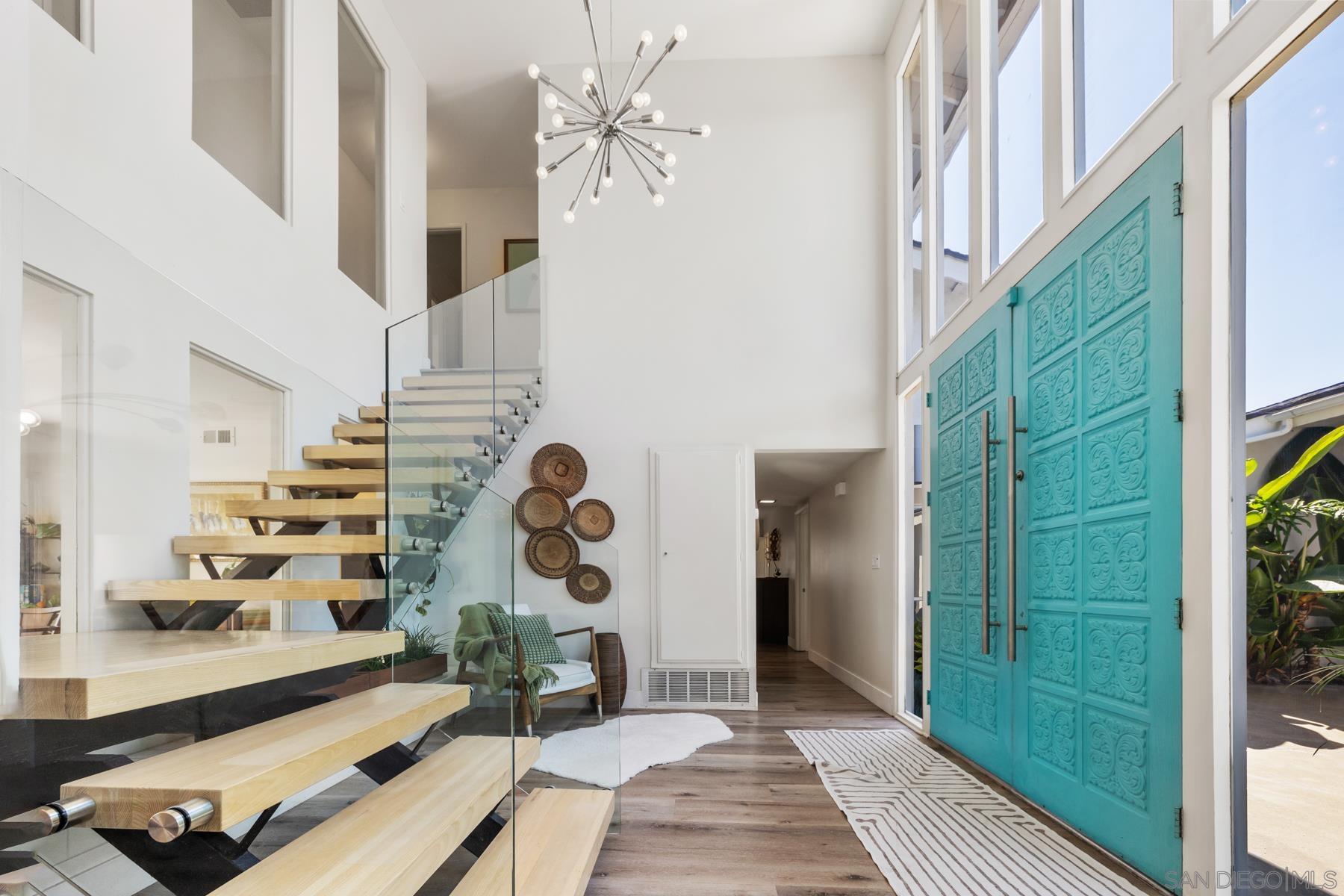 Detail Gallery Image 15 of 75 For 5996  Bounty Street, San Diego,  CA 92120 - 5 Beds | 3 Baths