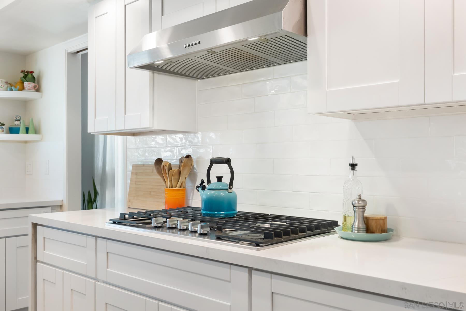 Detail Gallery Image 27 of 75 For 5996  Bounty Street, San Diego,  CA 92120 - 5 Beds | 3 Baths