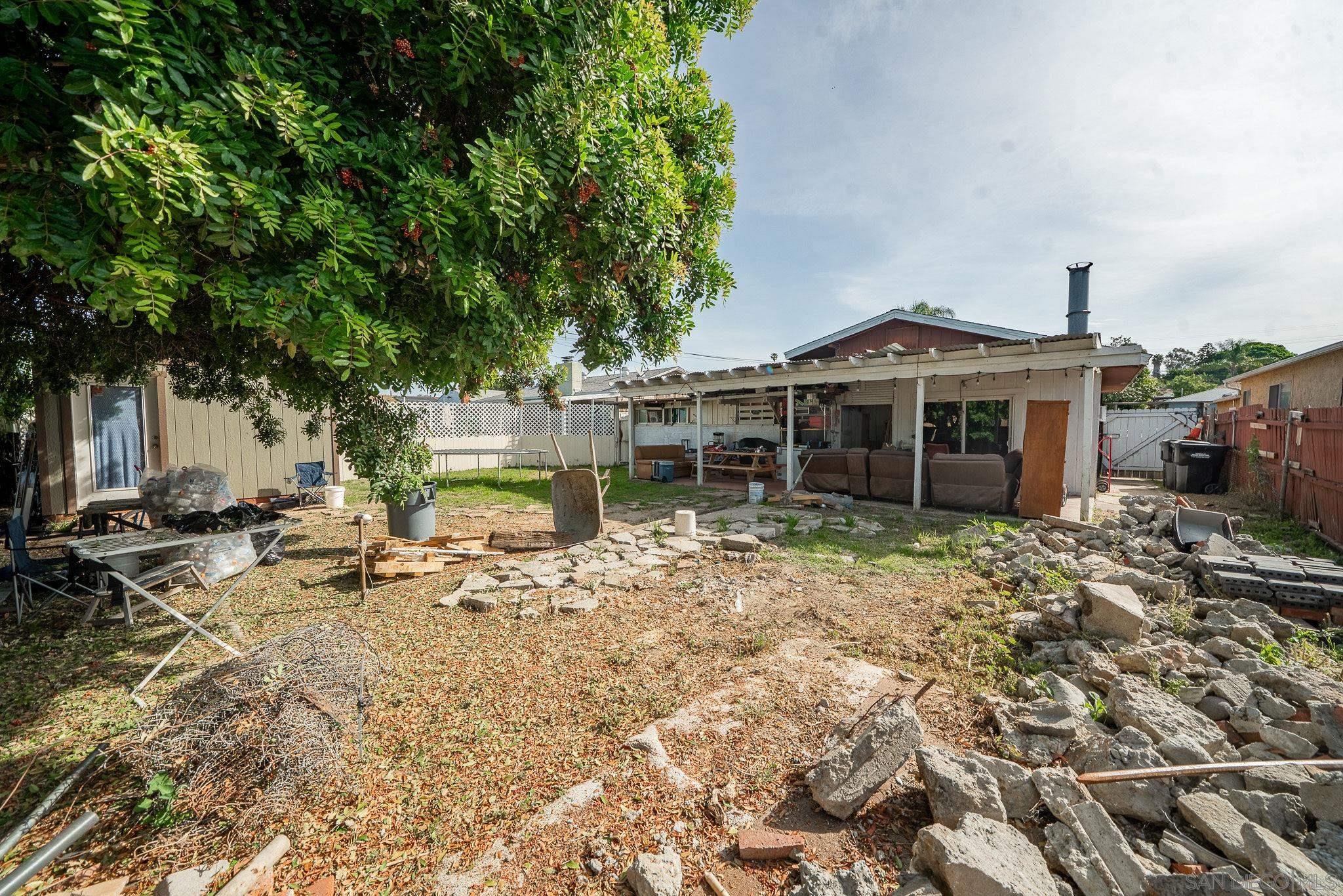 Detail Gallery Image 16 of 26 For 3214  Winlow St, San Diego,  CA 92105 - 3 Beds | 2 Baths