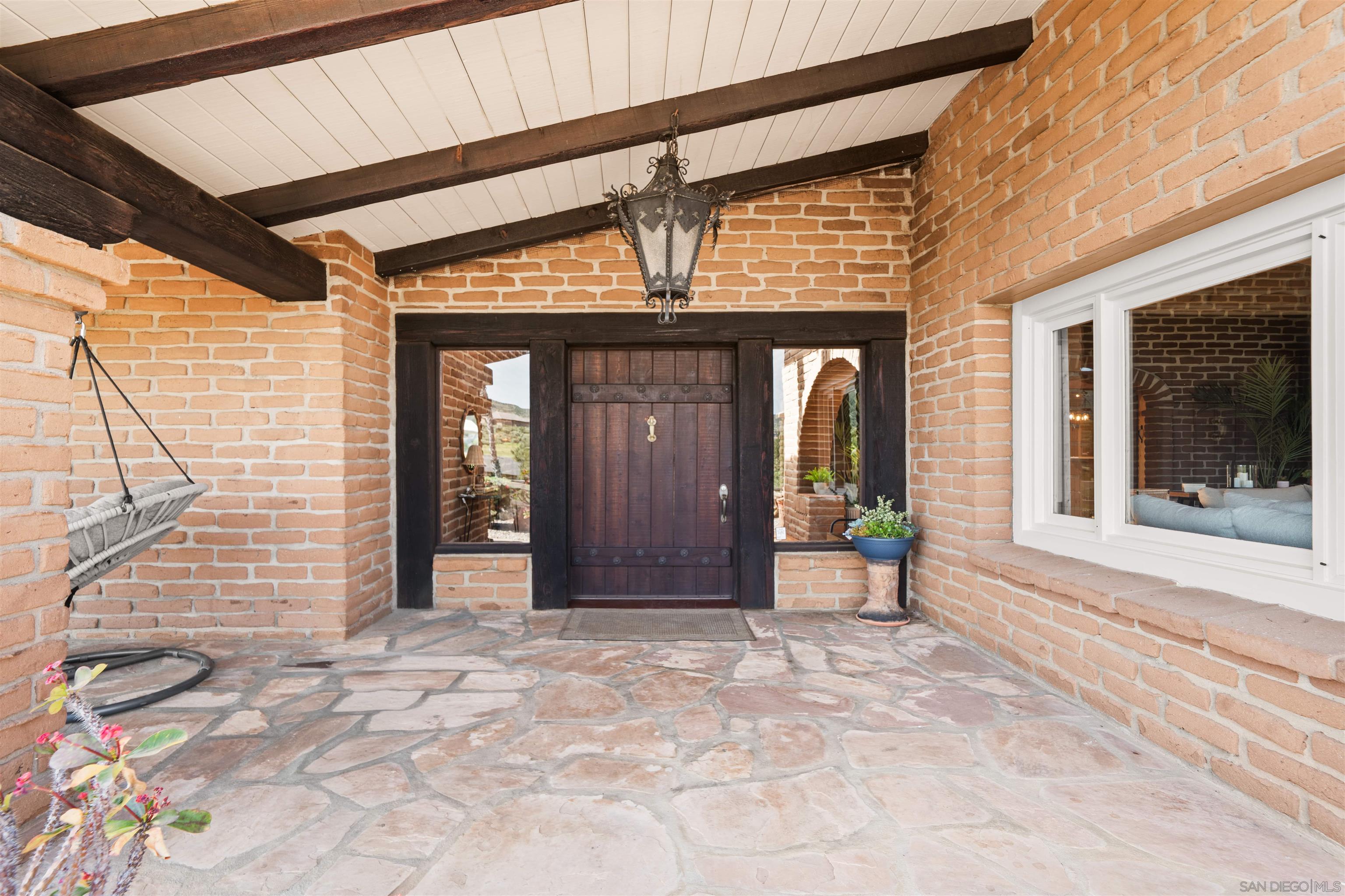 Detail Gallery Image 20 of 75 For 1951  Cloverdale Rd, Escondido,  CA 92027 - 4 Beds | 4/1 Baths