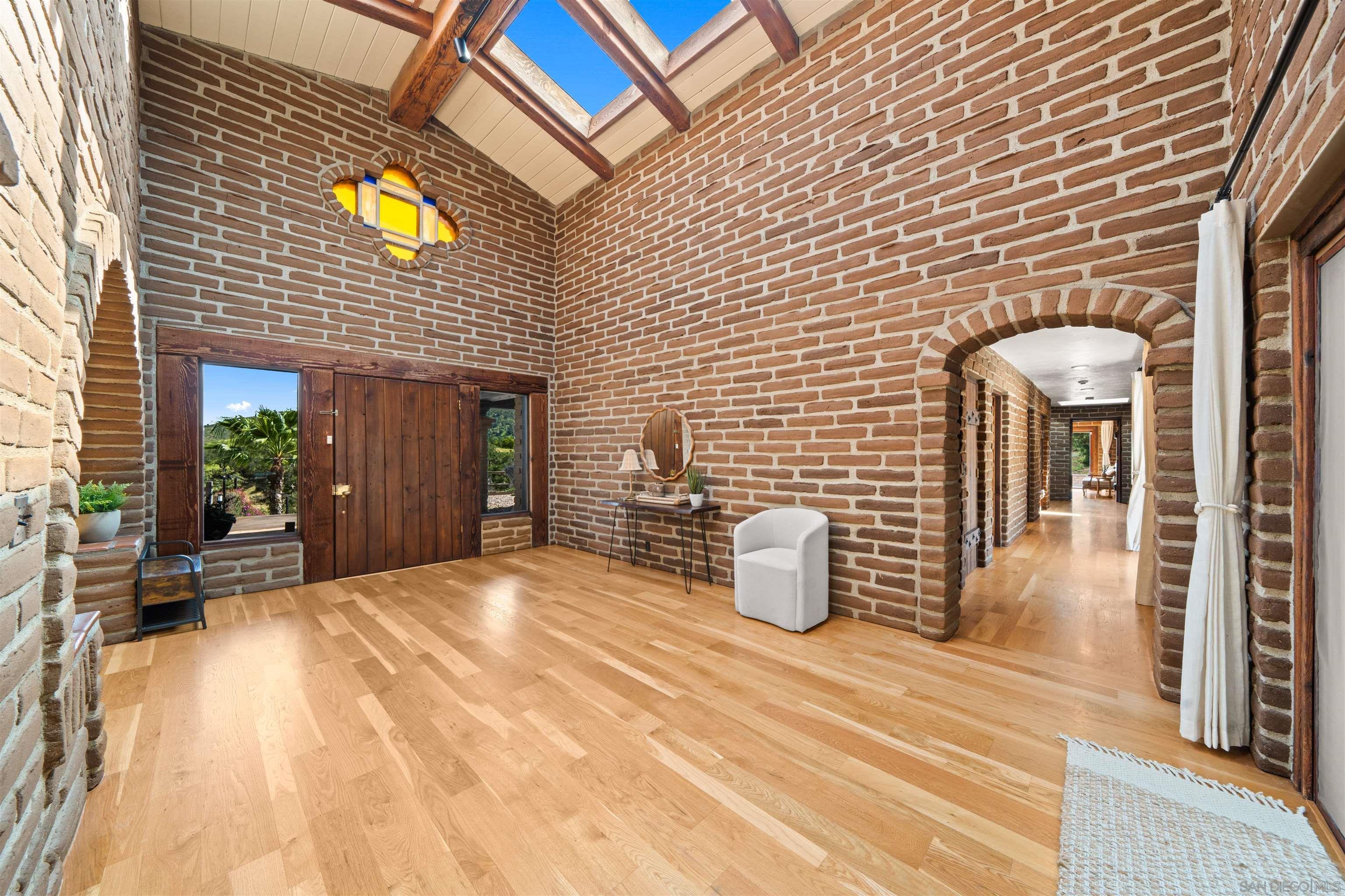 Detail Gallery Image 23 of 75 For 1951  Cloverdale Rd, Escondido,  CA 92027 - 4 Beds | 4/1 Baths