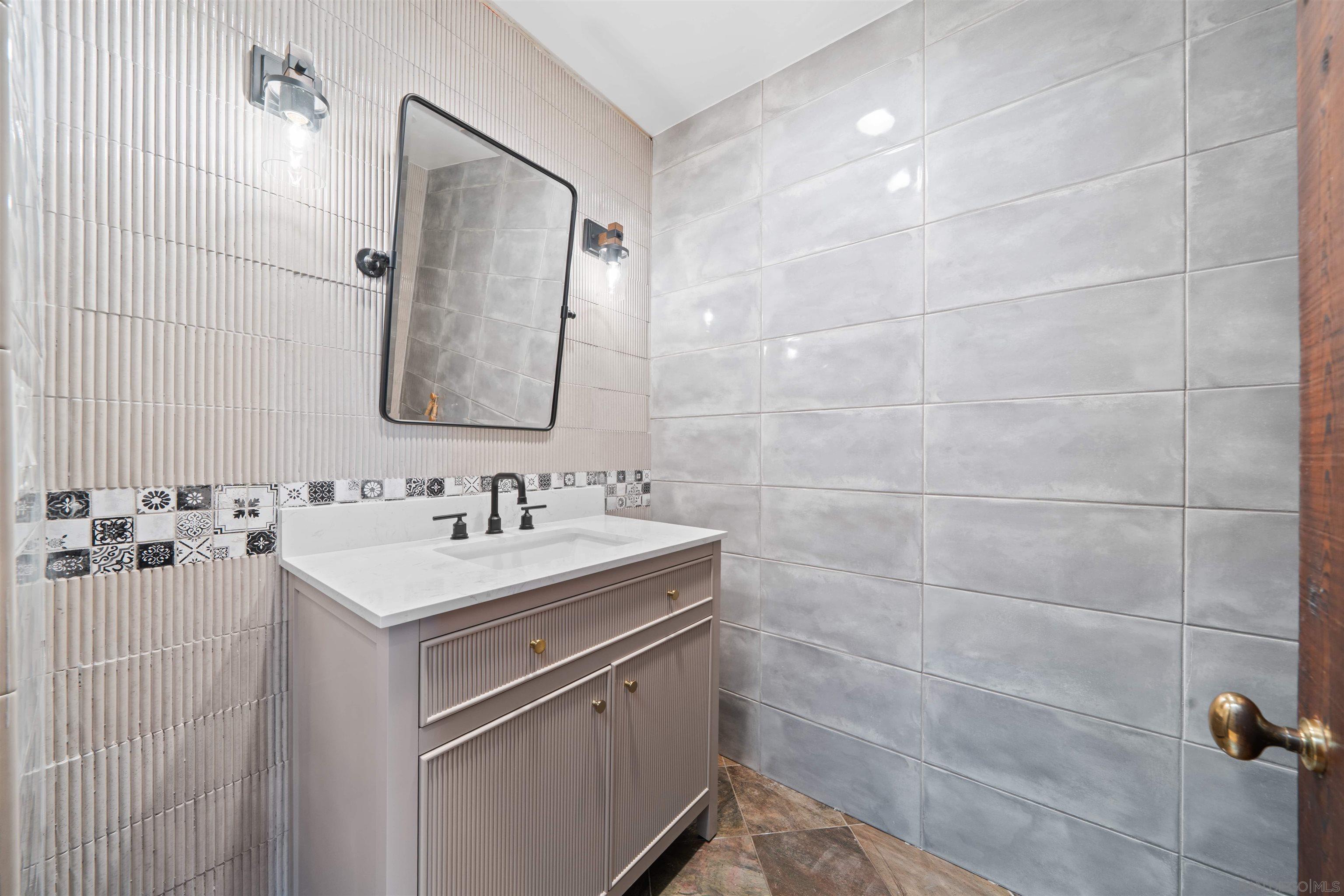 Detail Gallery Image 36 of 75 For 1951  Cloverdale Rd, Escondido,  CA 92027 - 4 Beds | 4/1 Baths