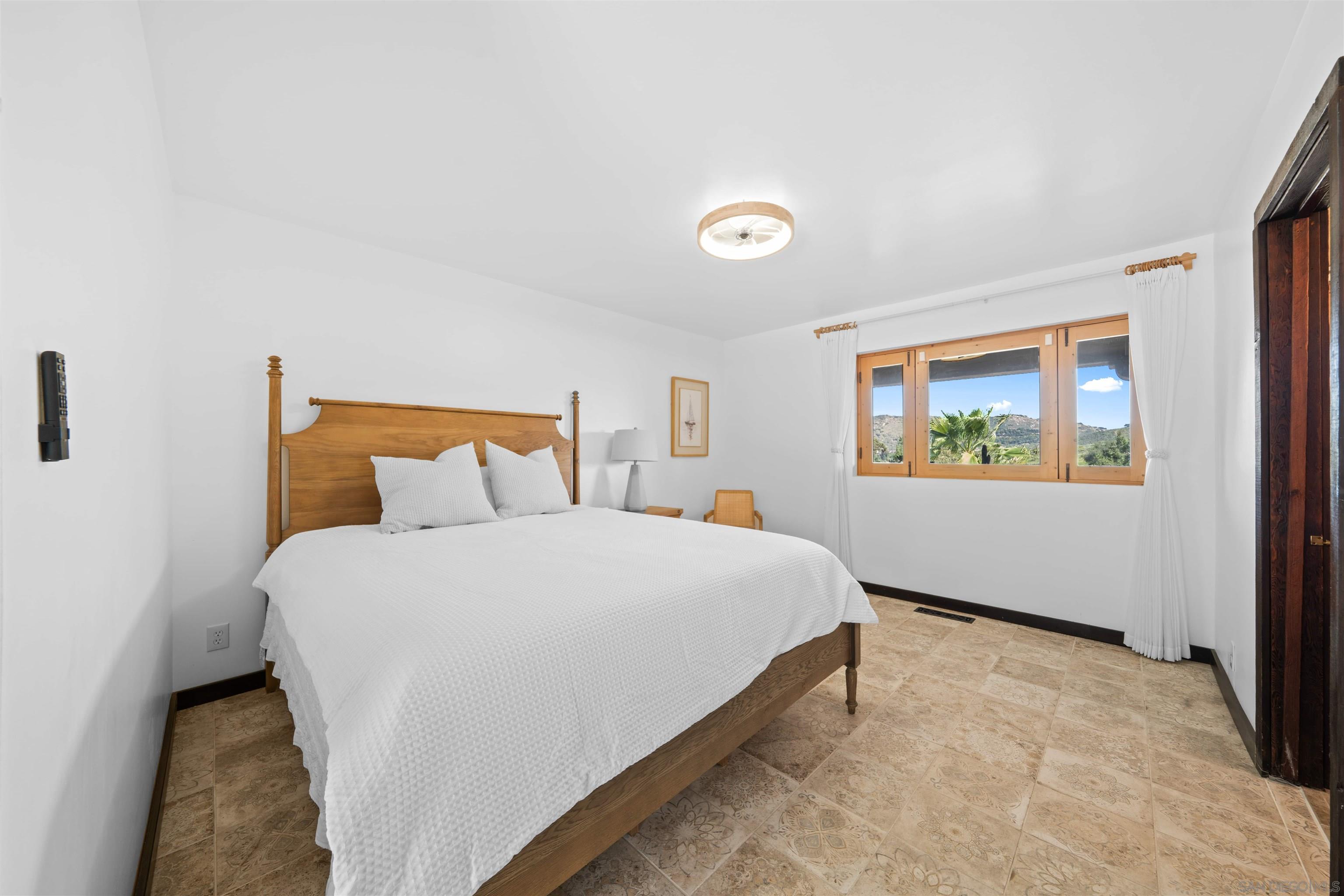 Detail Gallery Image 39 of 75 For 1951  Cloverdale Rd, Escondido,  CA 92027 - 4 Beds | 4/1 Baths