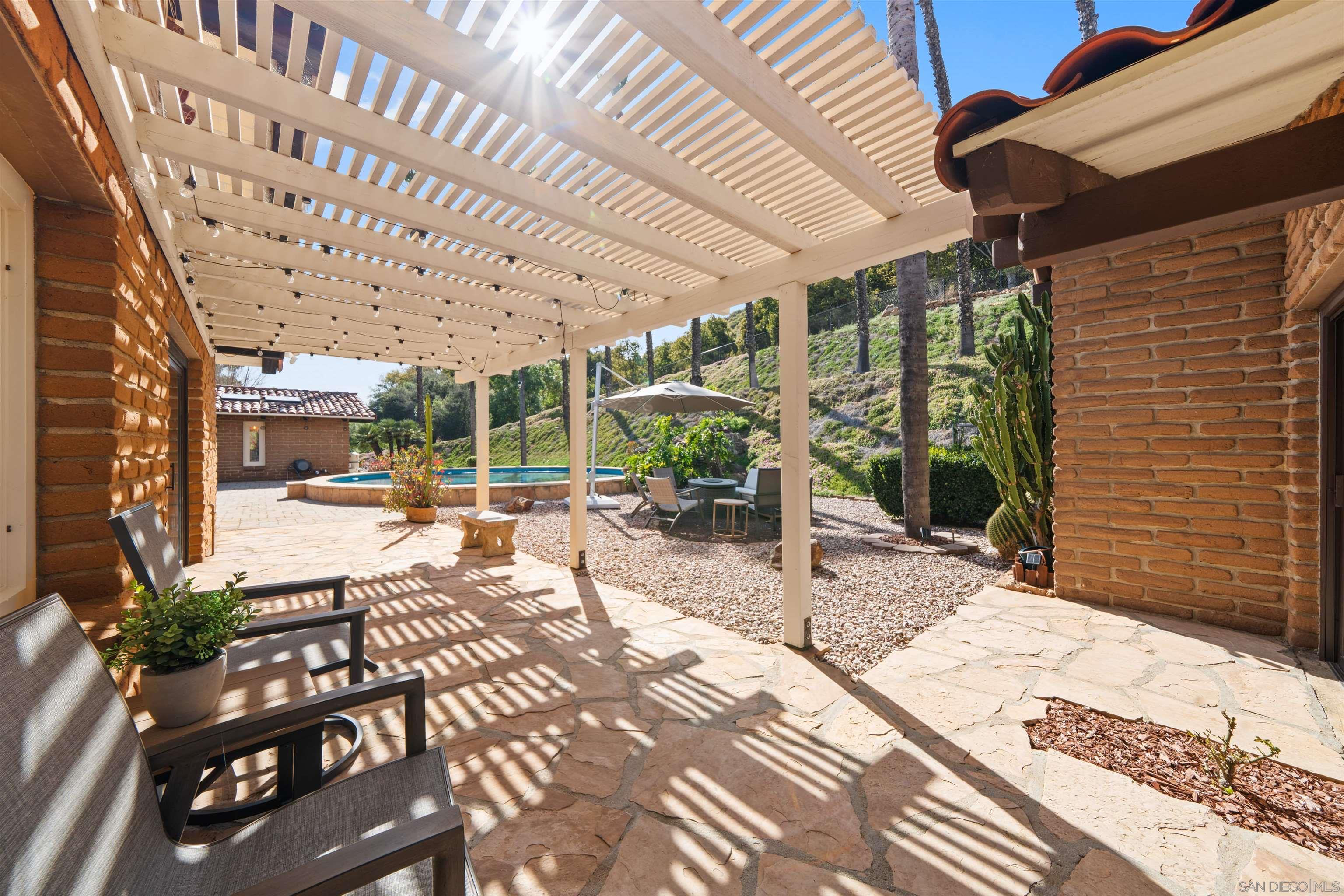 Detail Gallery Image 63 of 75 For 1951  Cloverdale Rd, Escondido,  CA 92027 - 4 Beds | 4/1 Baths