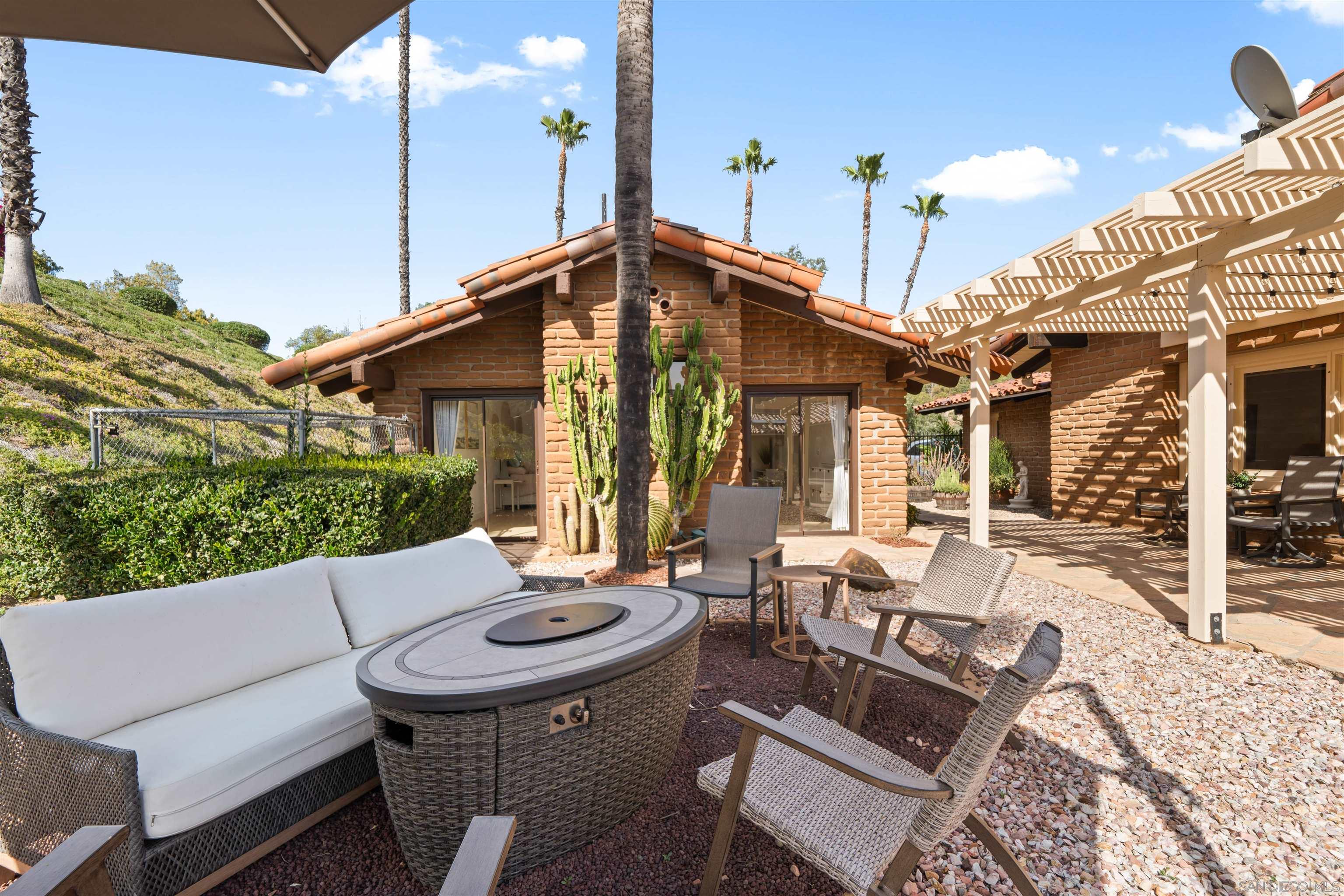 Detail Gallery Image 64 of 75 For 1951  Cloverdale Rd, Escondido,  CA 92027 - 4 Beds | 4/1 Baths