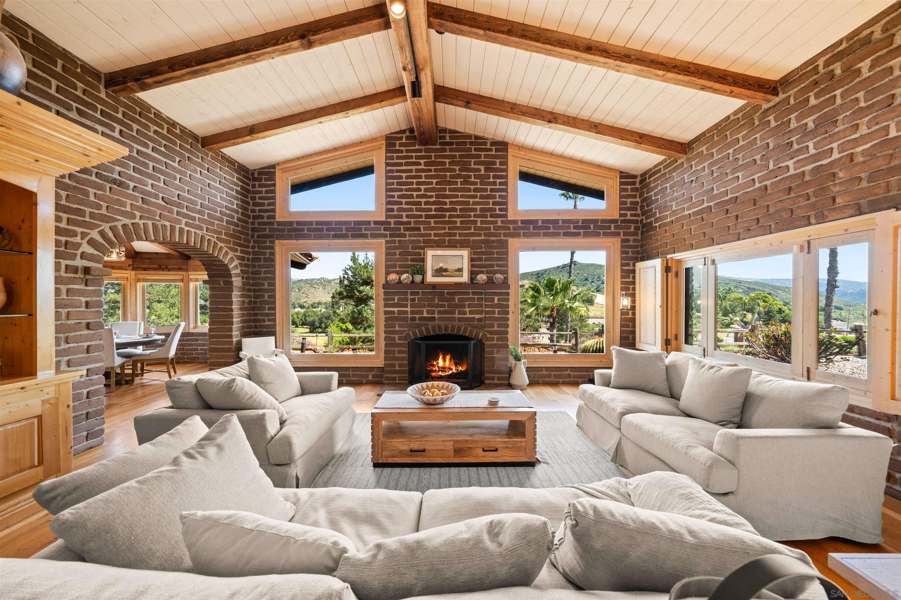 Detail Gallery Image 72 of 75 For 1951  Cloverdale Rd, Escondido,  CA 92027 - 4 Beds | 4/1 Baths