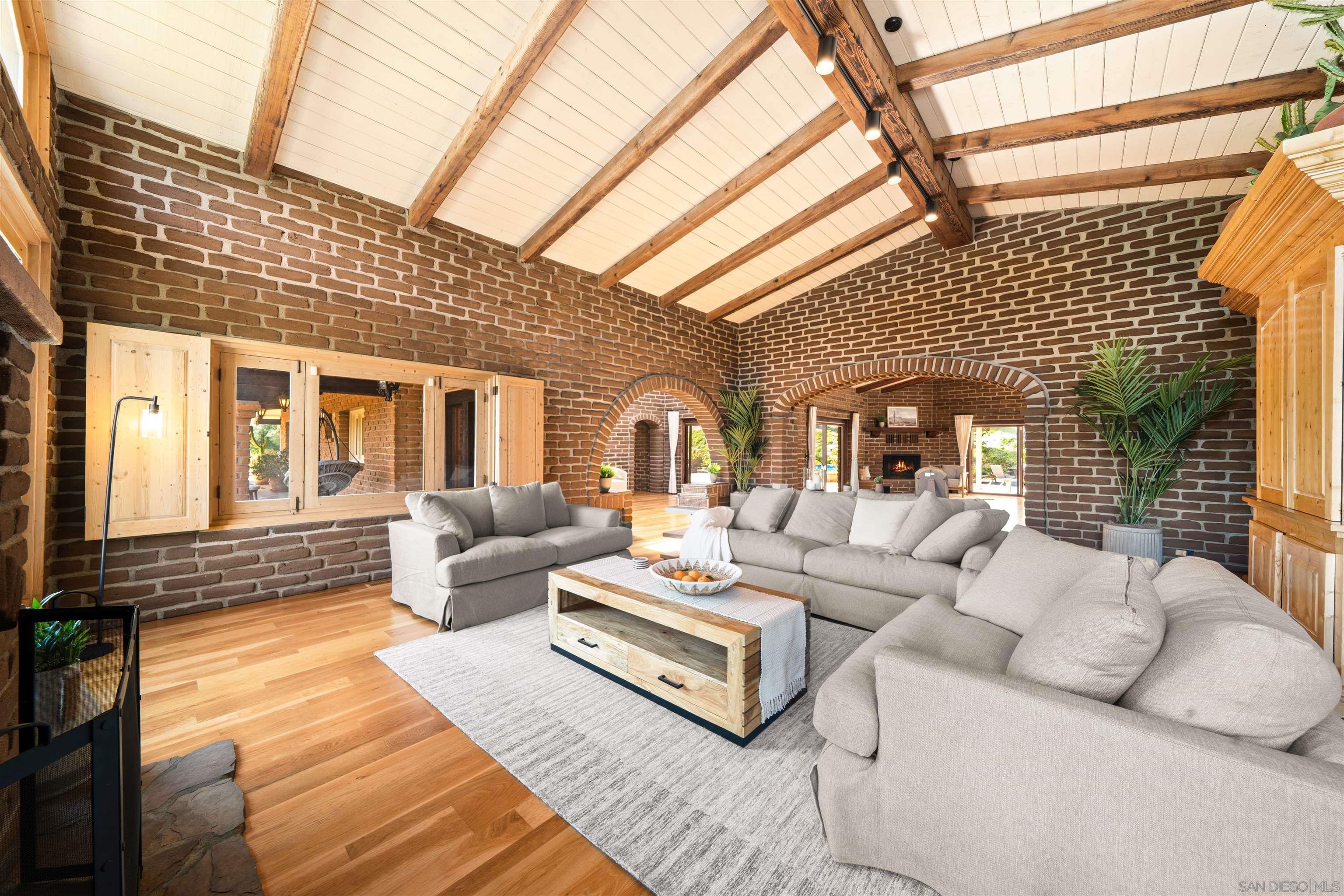 Detail Gallery Image 74 of 75 For 1951  Cloverdale Rd, Escondido,  CA 92027 - 4 Beds | 4/1 Baths