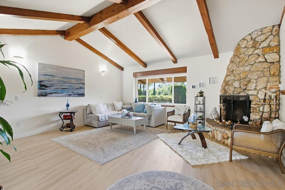 Detail Gallery Image 14 of 41 For 2835  Verda Ave., Escondido,  CA 92025 - 3 Beds | 3 Baths