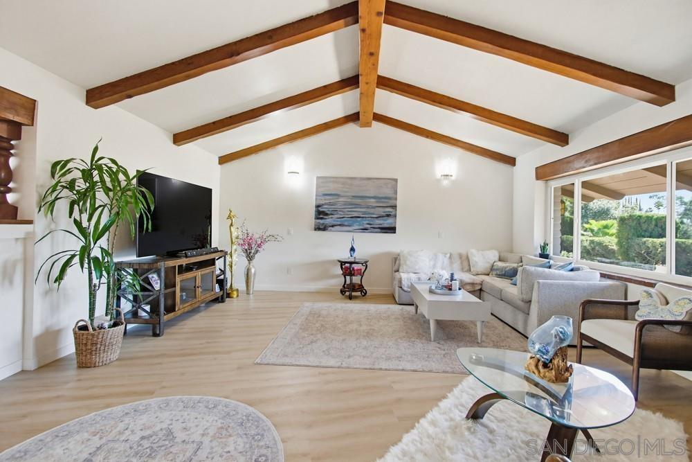 Detail Gallery Image 15 of 41 For 2835  Verda Ave., Escondido,  CA 92025 - 3 Beds | 3 Baths