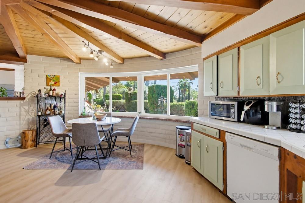 Detail Gallery Image 23 of 41 For 2835  Verda Ave., Escondido,  CA 92025 - 3 Beds | 3 Baths