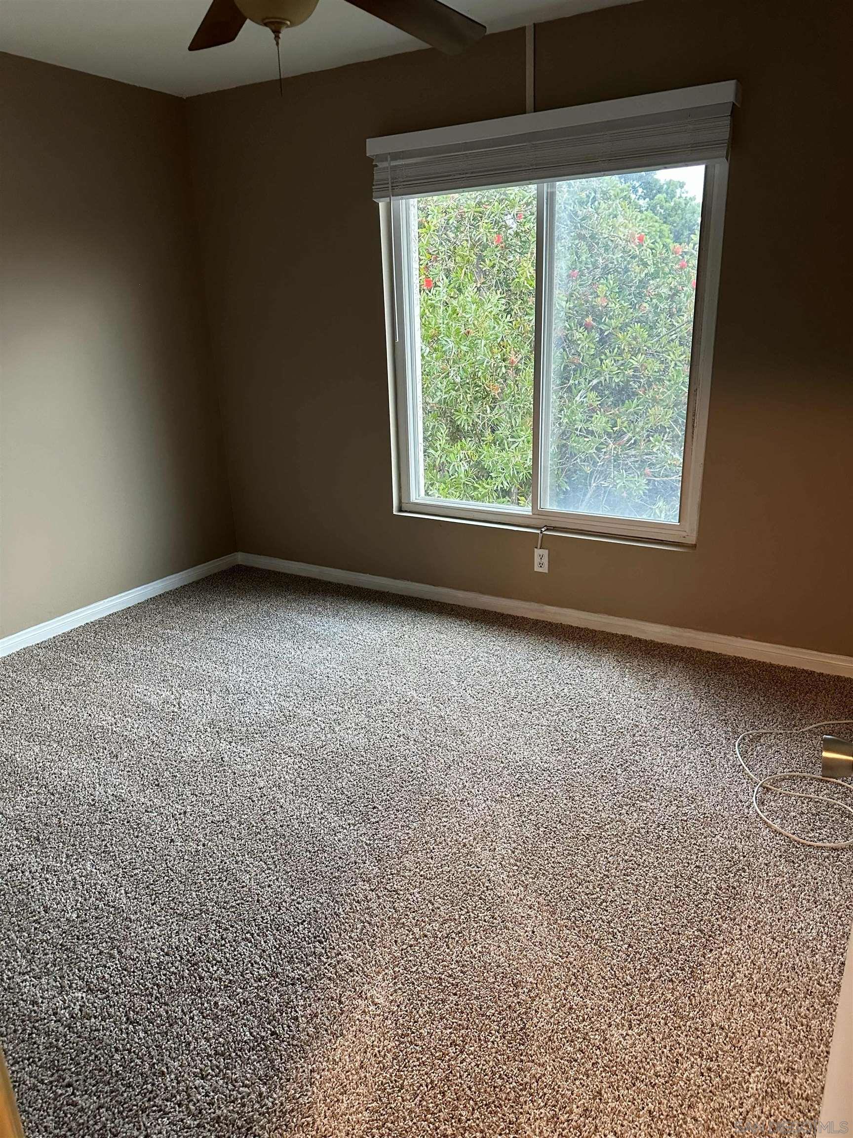 Detail Gallery Image 5 of 7 For 9504  Carroll Canyon Road  201, San Diego,  CA 92126 - 2 Beds | 1 Baths