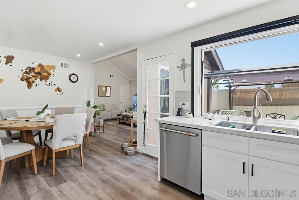 Detail Gallery Image 17 of 40 For 6837  Parkside Ave, San Diego,  CA 92139 - 2 Beds | 2 Baths