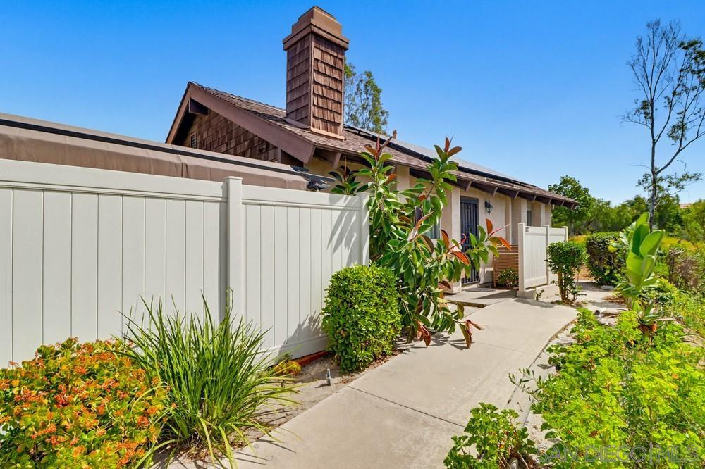 Detail Gallery Image 3 of 40 For 6837  Parkside Ave, San Diego,  CA 92139 - 2 Beds | 2 Baths