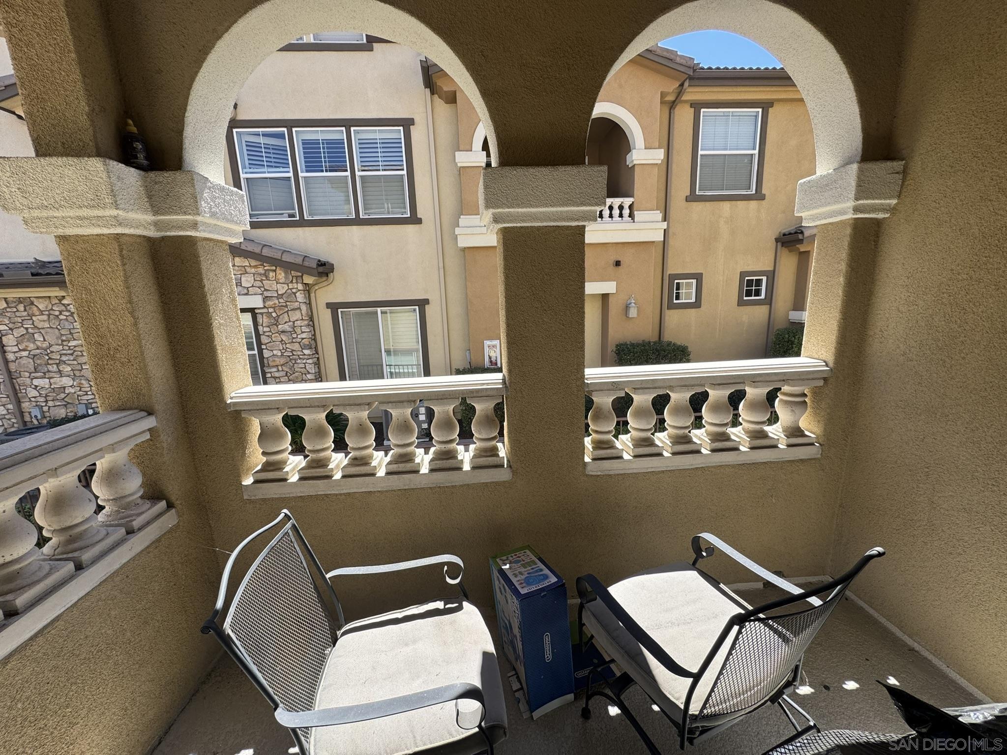 Detail Gallery Image 14 of 46 For 1206  Calabria St, Santee,  CA 92071 - 3 Beds | 3/1 Baths