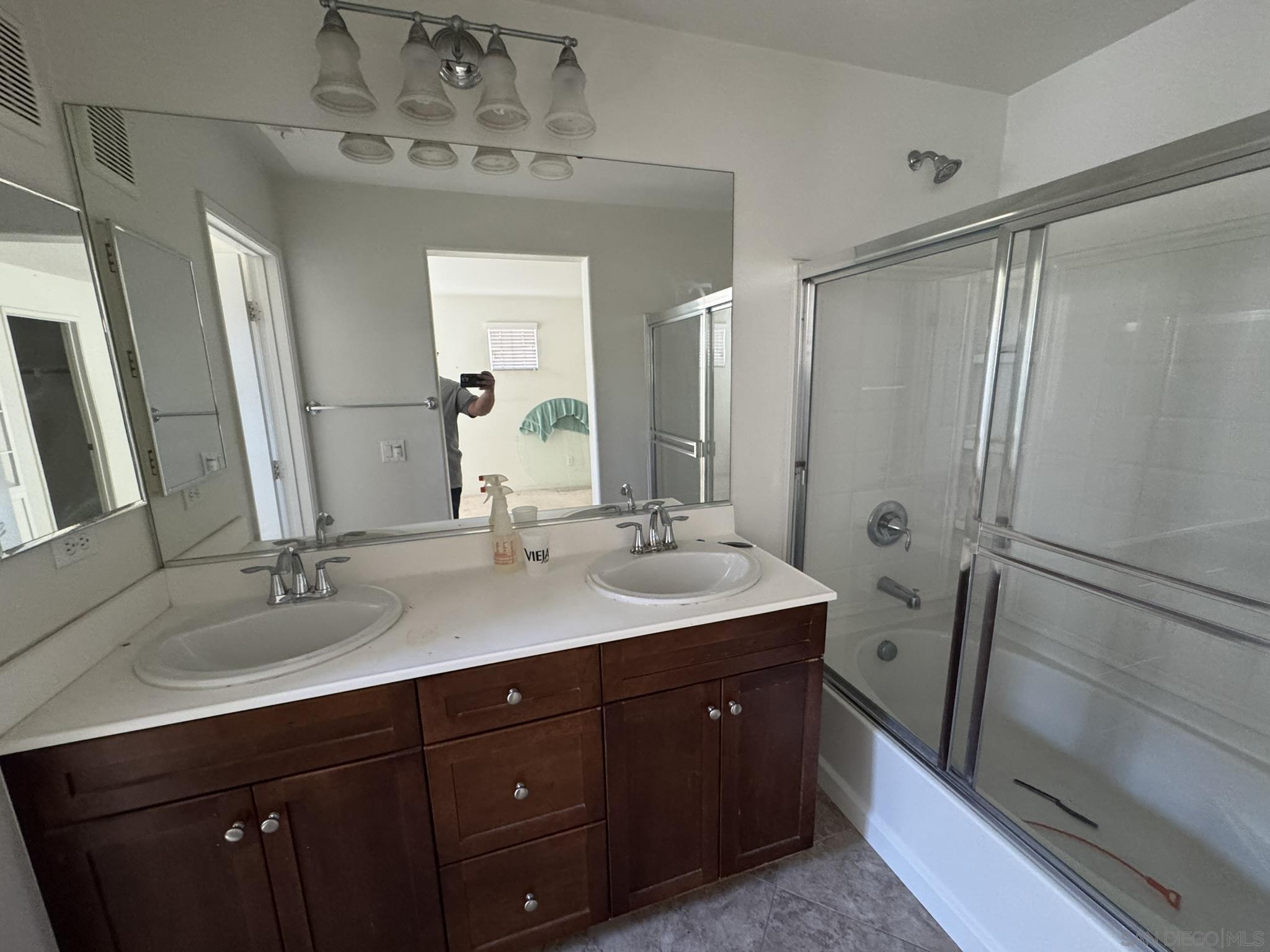 Detail Gallery Image 29 of 46 For 1206  Calabria St, Santee,  CA 92071 - 3 Beds | 3/1 Baths