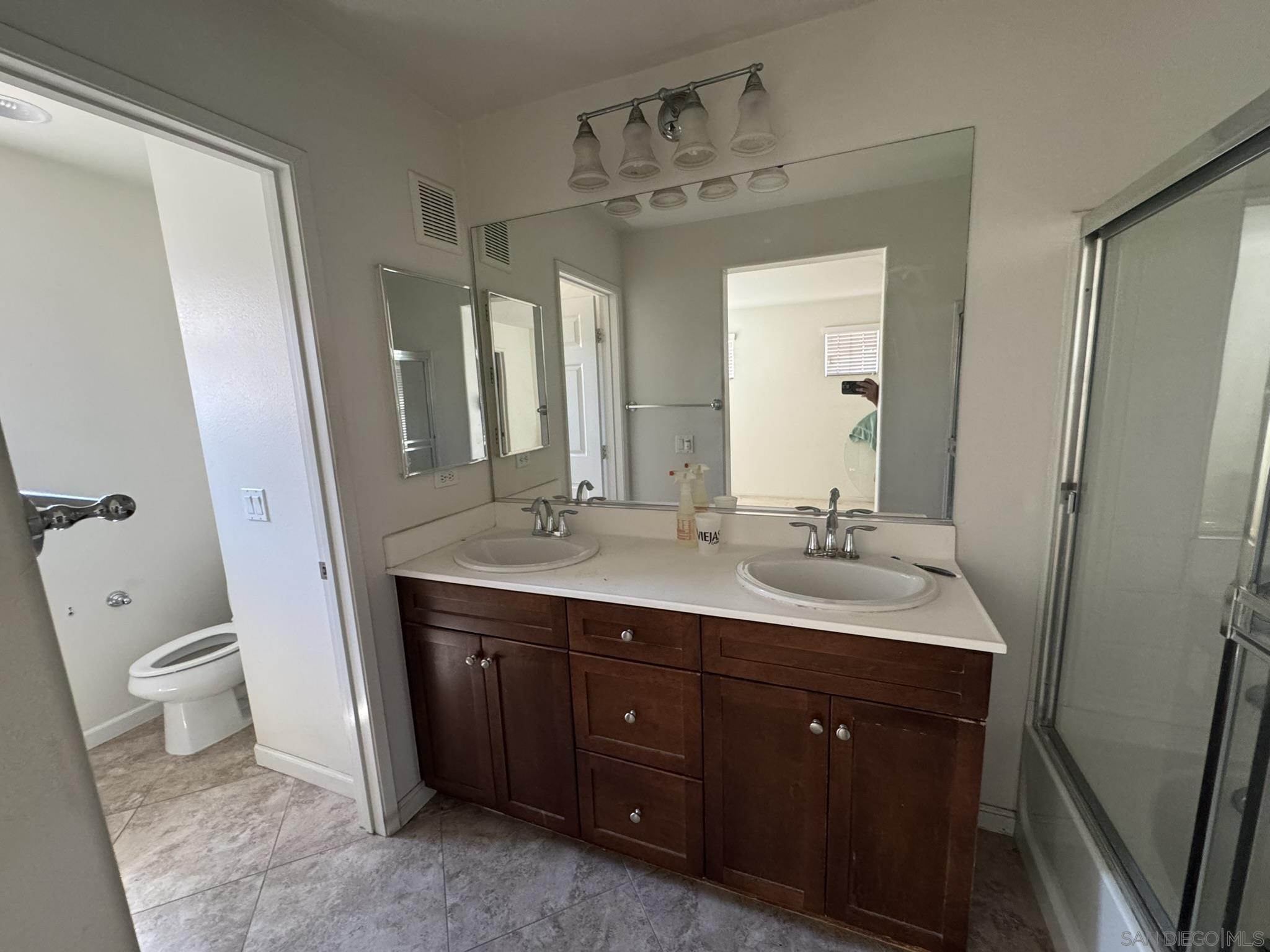 Detail Gallery Image 30 of 46 For 1206  Calabria St, Santee,  CA 92071 - 3 Beds | 3/1 Baths