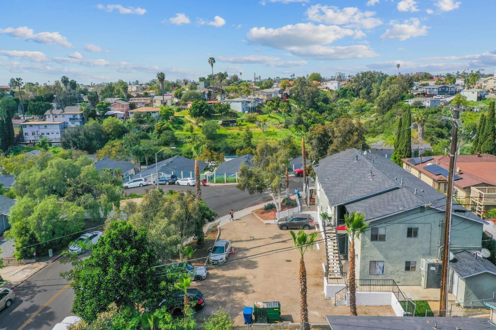 Detail Gallery Image 12 of 14 For 3805  Winona Ave, San Diego,  CA 92105 - – Beds | – Baths