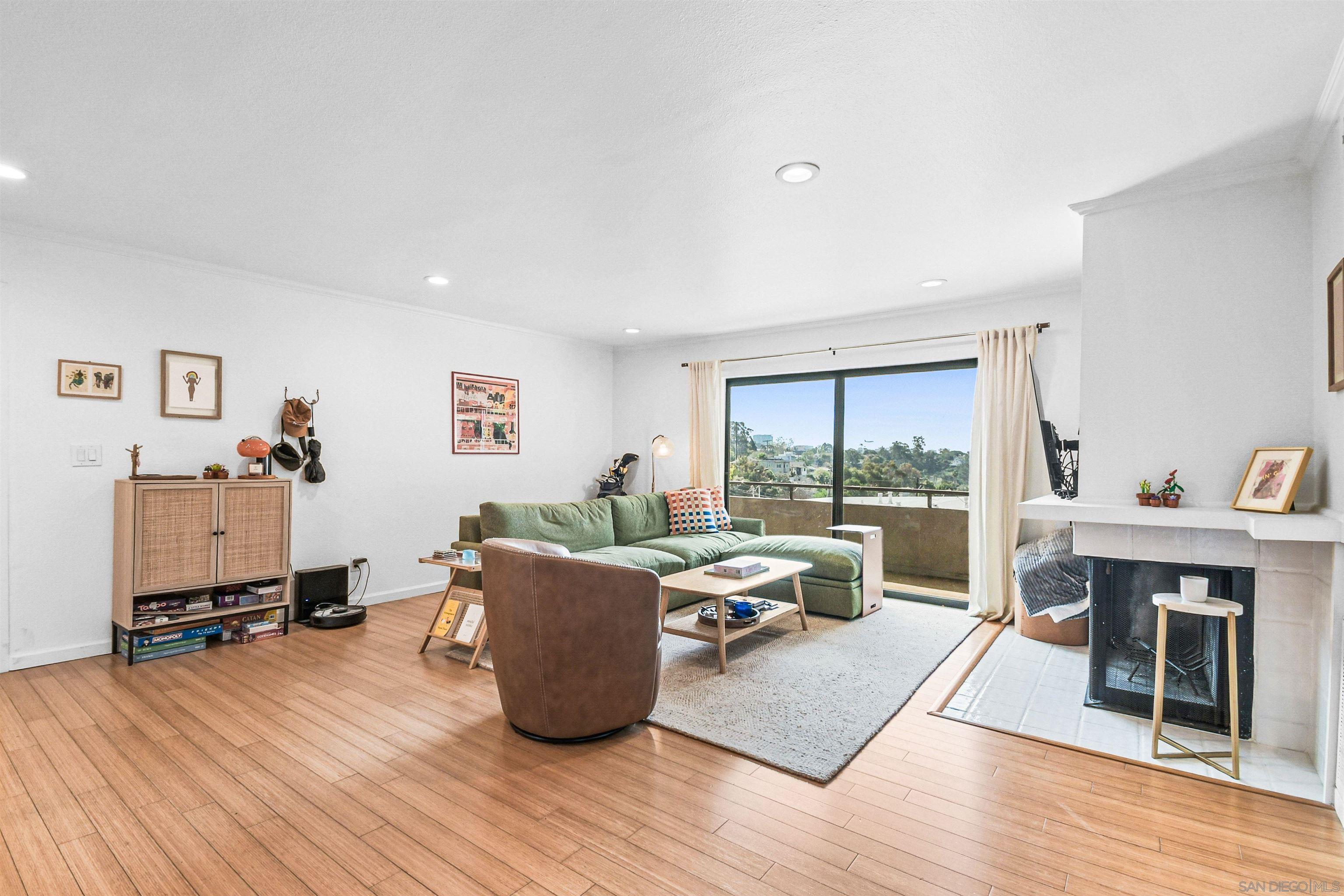 Detail Gallery Image 15 of 28 For 3940  Dove Street  #101,  San Diego,  CA 92103 - 2 Beds | 2 Baths