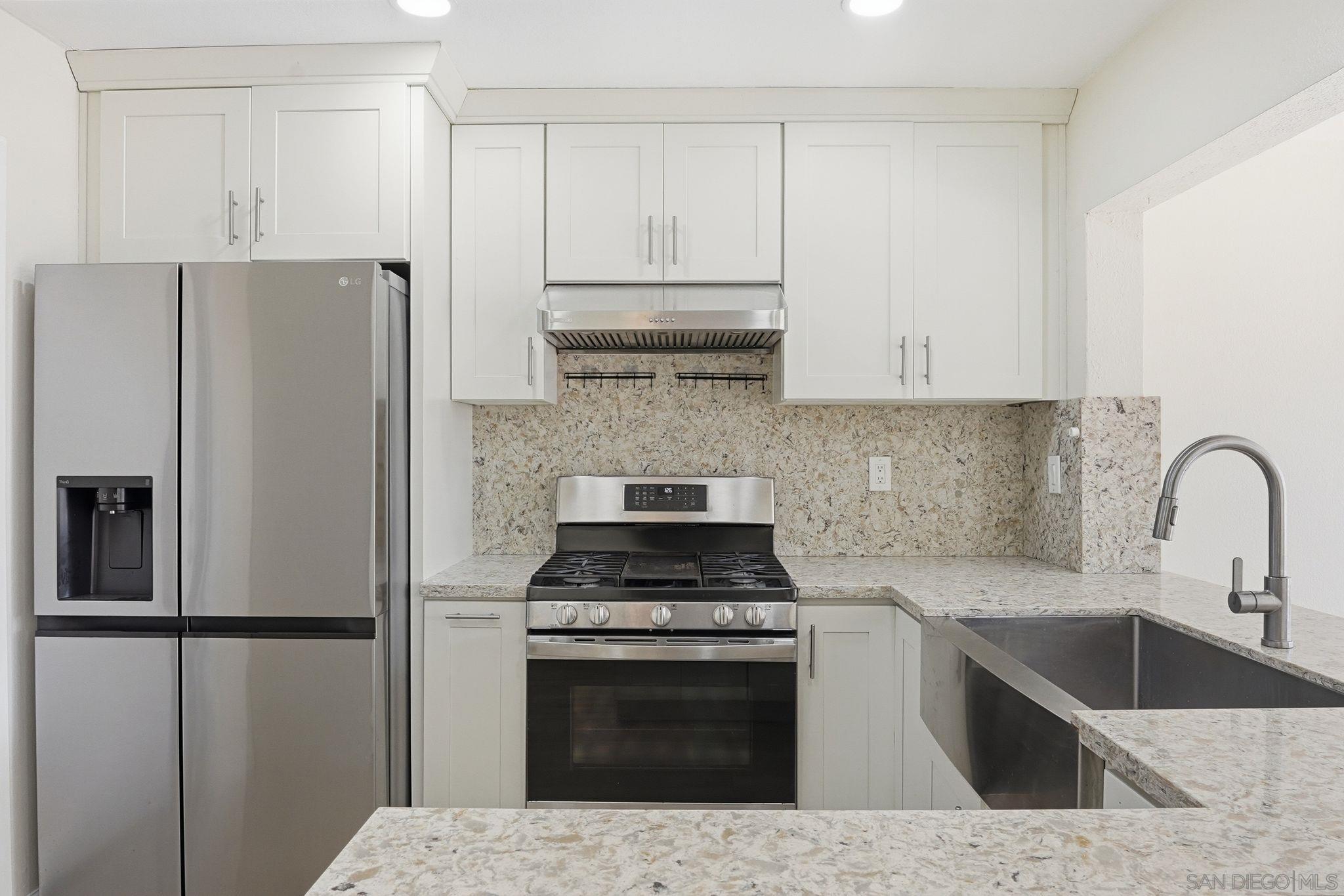 Detail Gallery Image 11 of 46 For 1614  Bubbling Well Drive, San Diego,  CA 92154 - 5 Beds | 3 Baths