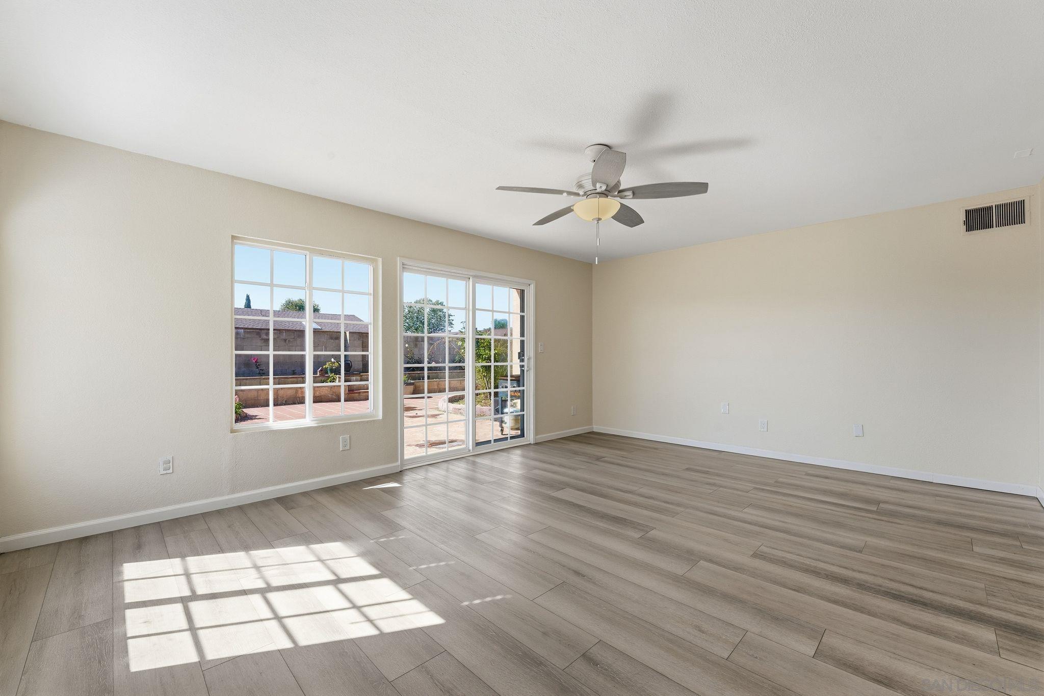 Detail Gallery Image 19 of 46 For 1614  Bubbling Well Drive, San Diego,  CA 92154 - 5 Beds | 3 Baths