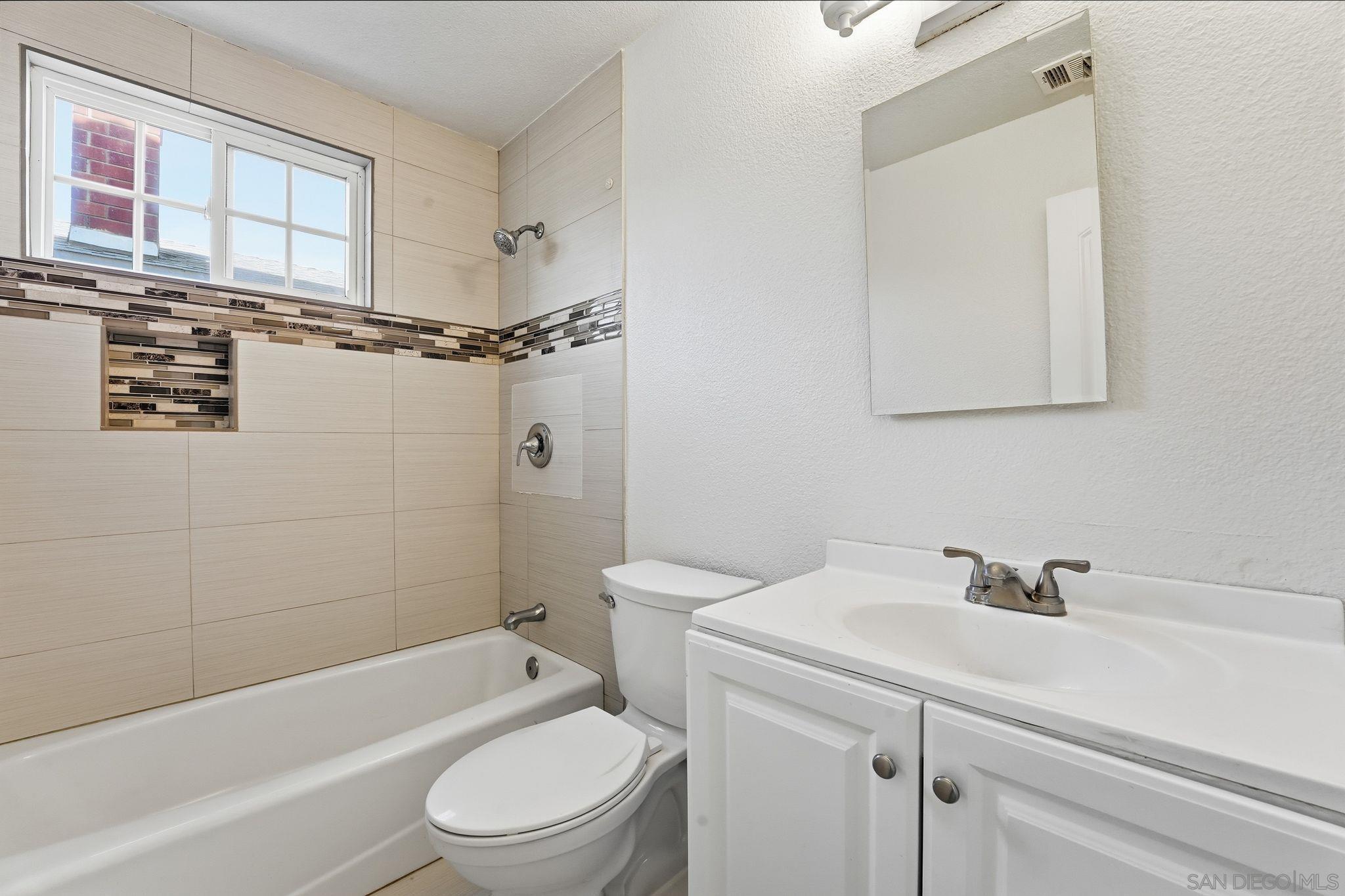 Detail Gallery Image 25 of 46 For 1614  Bubbling Well Drive, San Diego,  CA 92154 - 5 Beds | 3 Baths