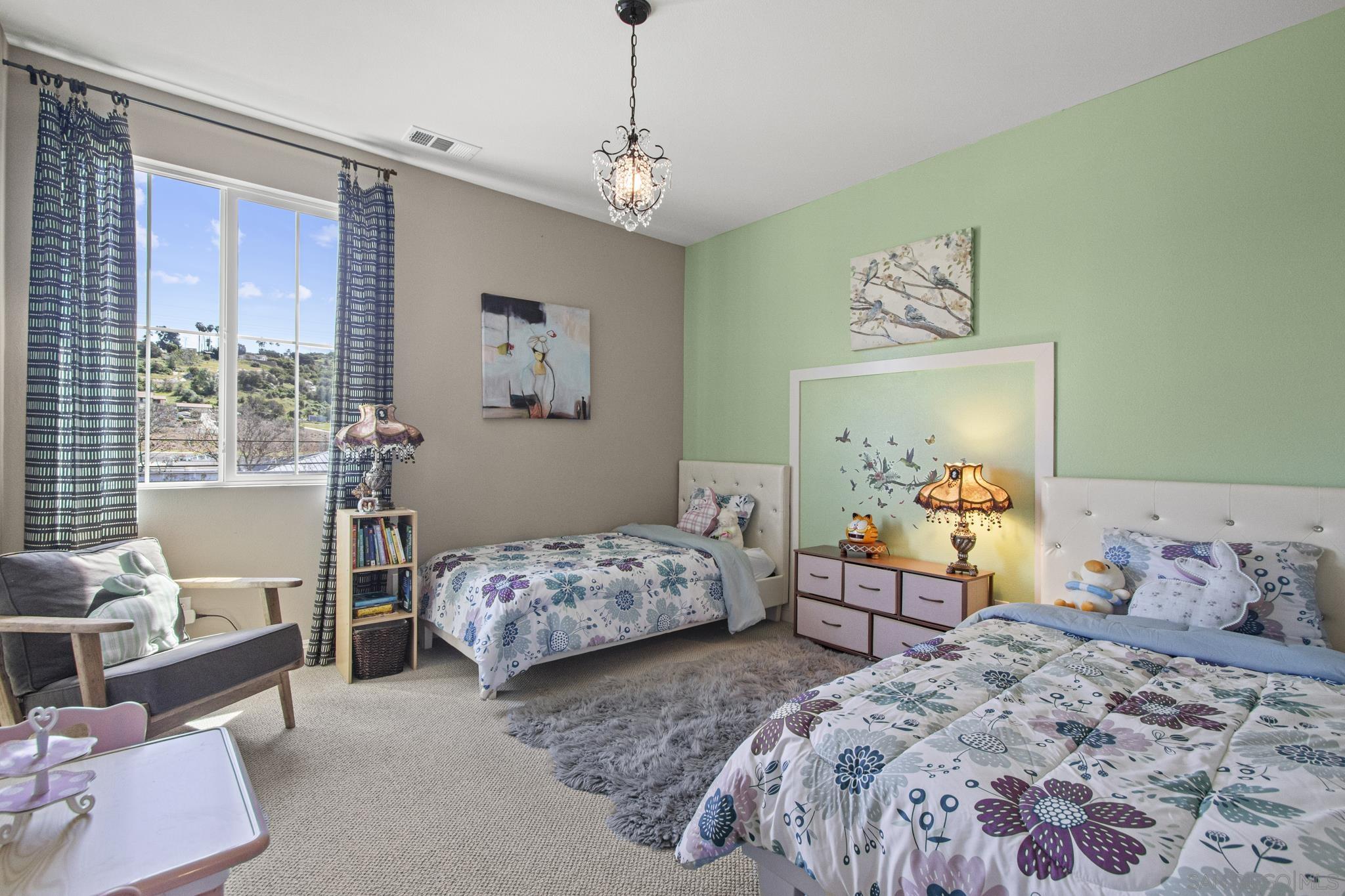 Detail Gallery Image 9 of 26 For 2031  Wagon Wheel Ct, Escondido,  CA 92026 - 5 Beds | 4 Baths