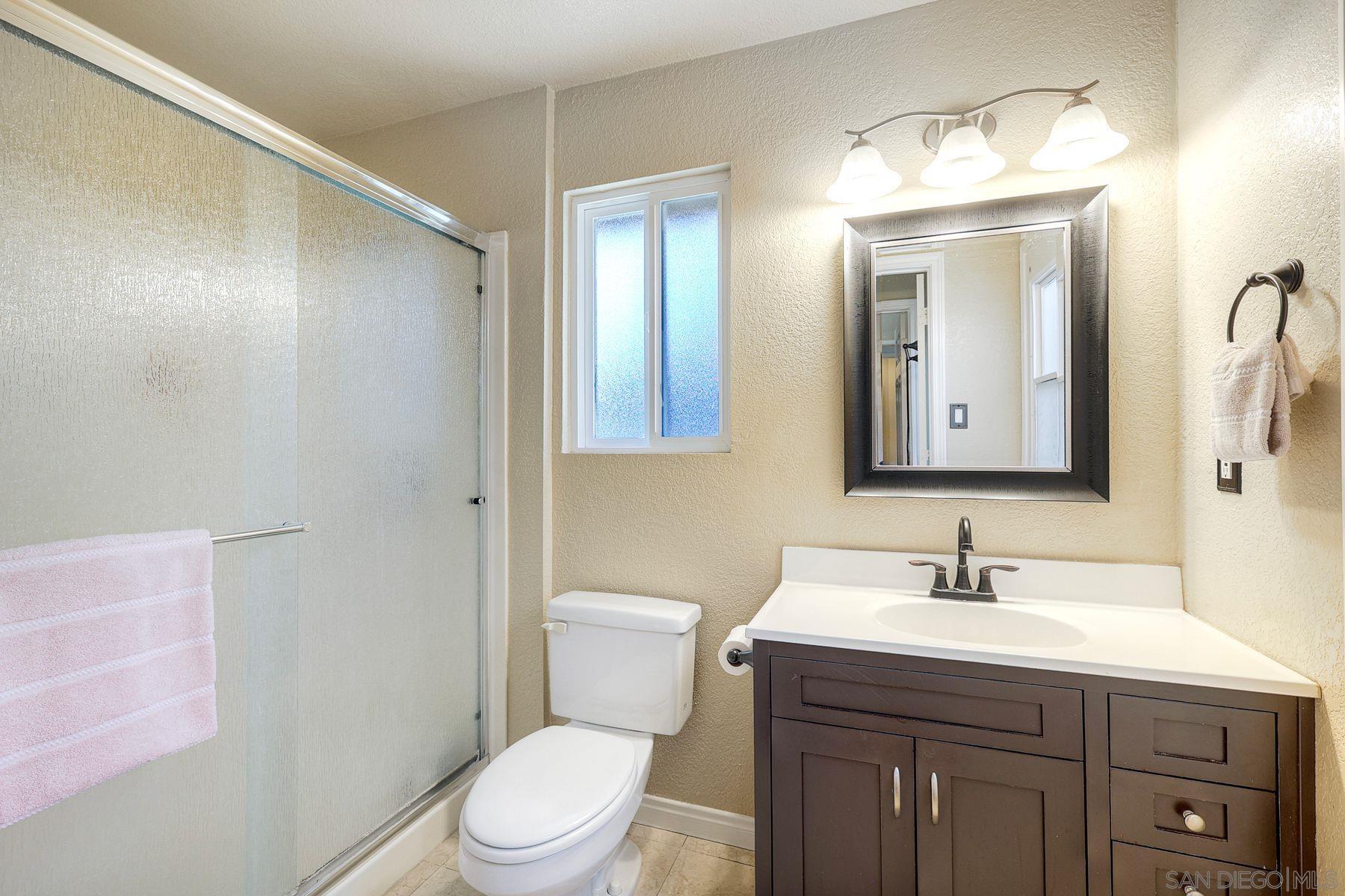 Detail Gallery Image 26 of 40 For 13976  Country Creek Rd, Poway,  CA 92064 - 4 Beds | 3/1 Baths