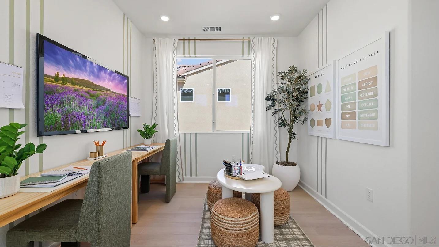 Detail Gallery Image 15 of 22 For 1821  Christiana Ct, Ramona,  CA 92065 - 3 Beds | 2/1 Baths