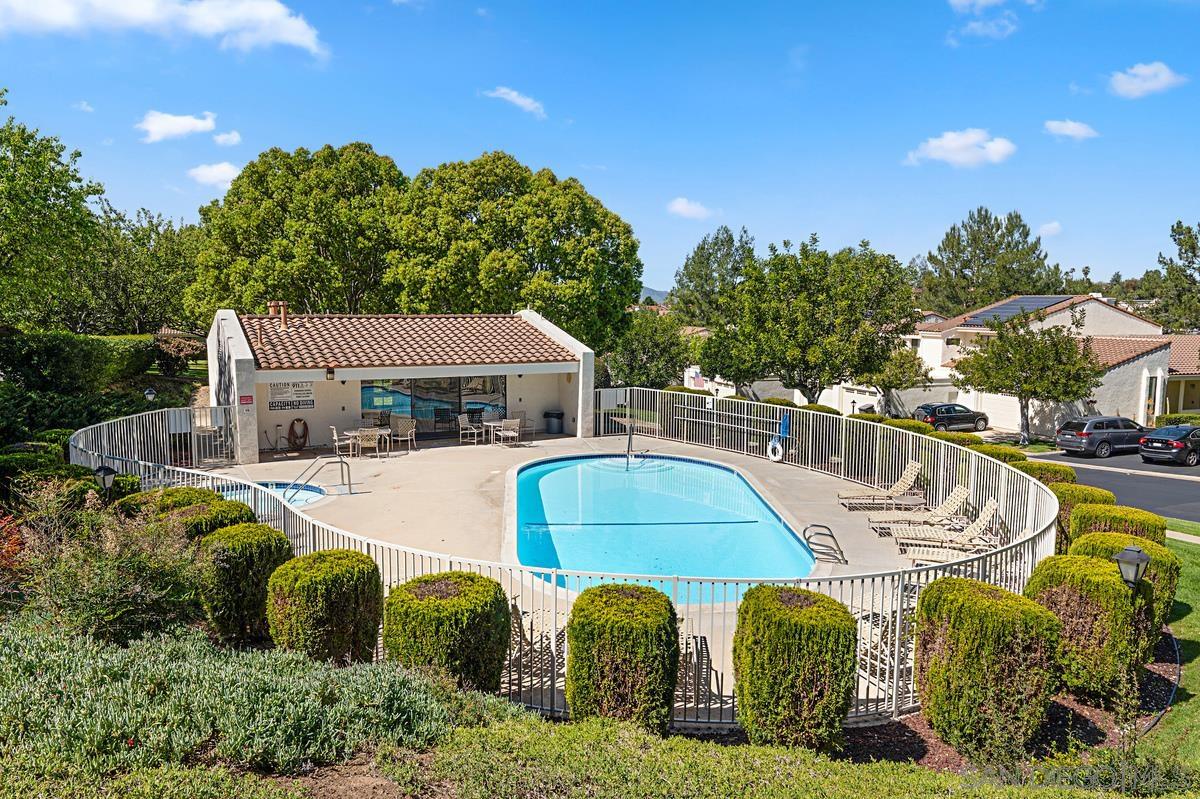 Detail Gallery Image 12 of 15 For 17780  Villamoura Dr., Poway,  CA 92064 - 3 Beds | 2 Baths