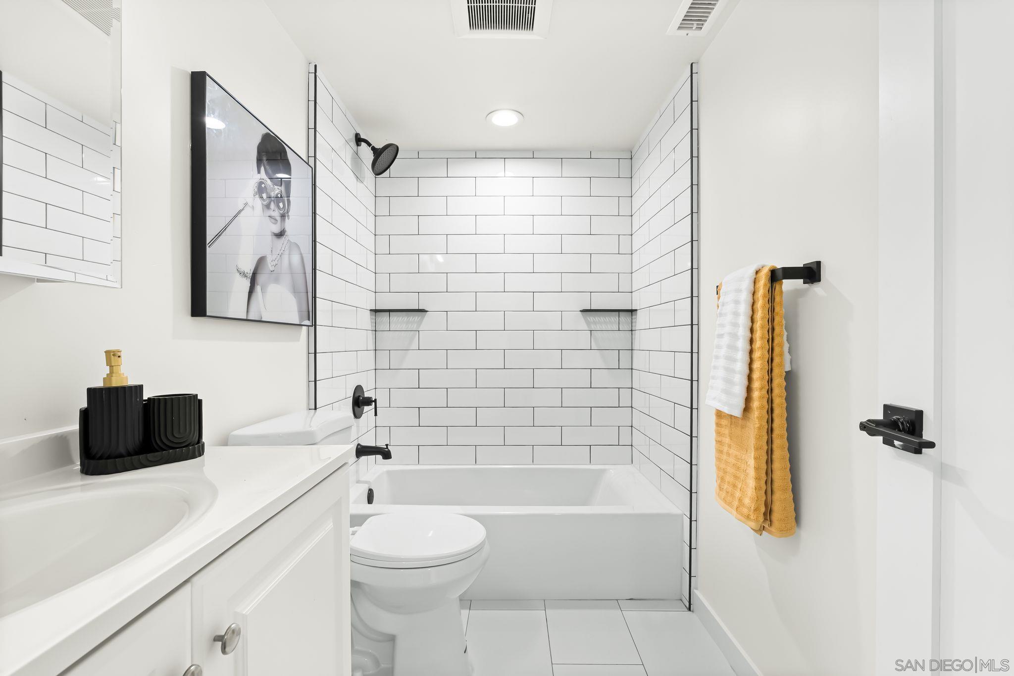 Detail Gallery Image 41 of 72 For 3322-28  Nile St, San Diego,  CA 92104 - – Beds | – Baths