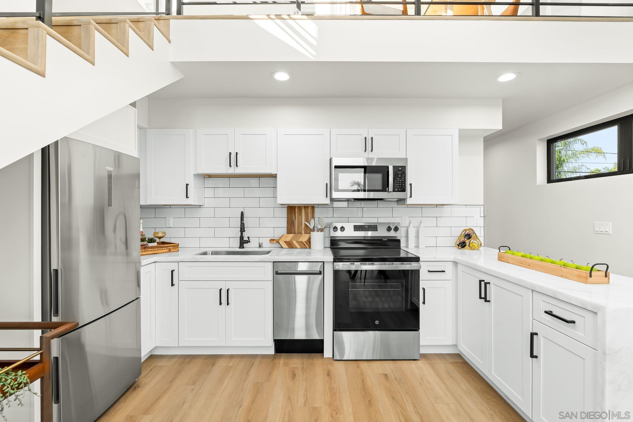 Detail Gallery Image 8 of 72 For 3322-28  Nile St, San Diego,  CA 92104 - – Beds | – Baths