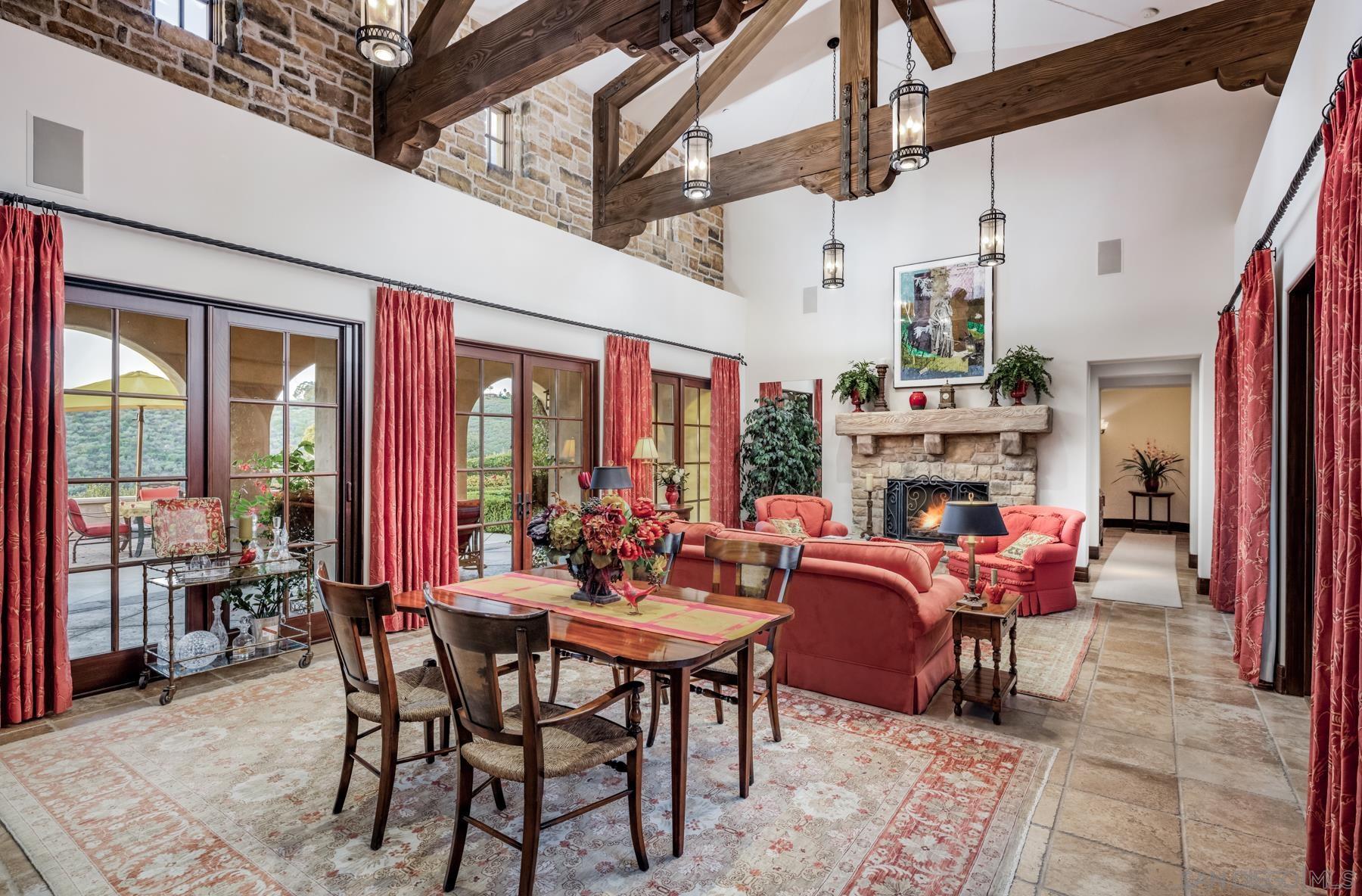 Detail Gallery Image 9 of 39 For 18669  via Catania, Rancho Santa Fe,  CA 92091 - 5 Beds | 5/2 Baths