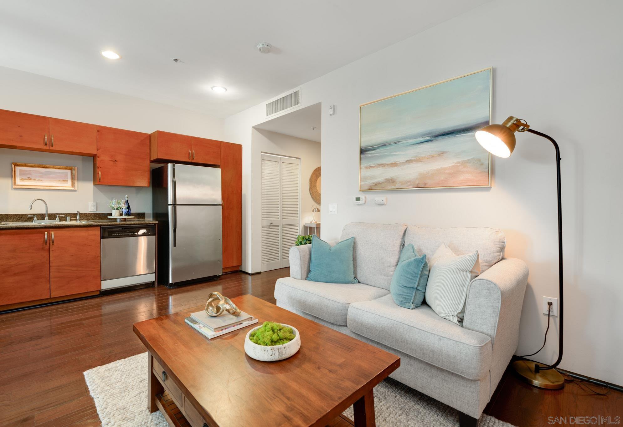 Detail Gallery Image 5 of 32 For 1551  4th Ave  #504,  San Diego,  CA 92101 - 0 Beds | 1 Baths