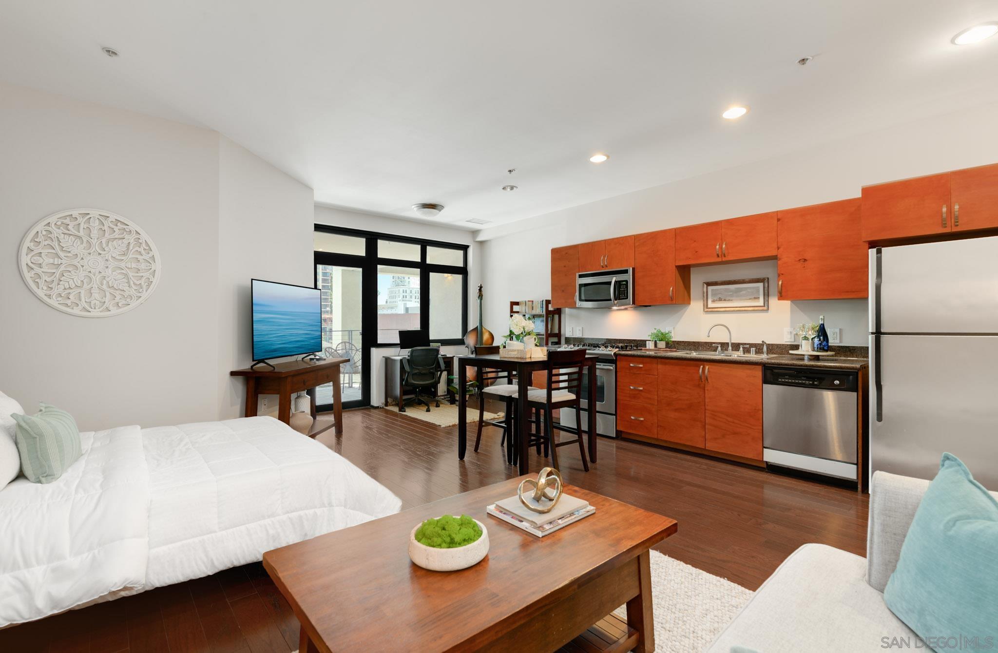 Detail Gallery Image 6 of 32 For 1551  4th Ave  #504,  San Diego,  CA 92101 - 0 Beds | 1 Baths