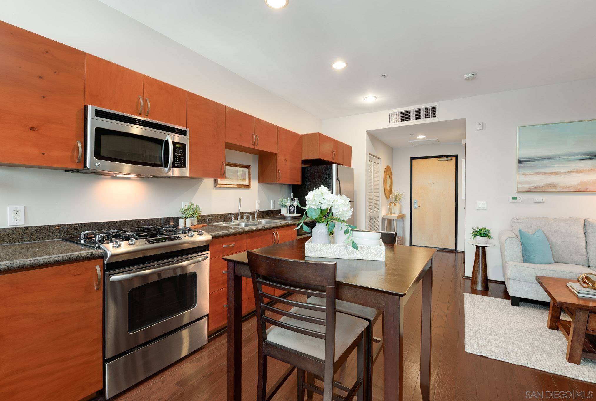 Detail Gallery Image 10 of 32 For 1551  4th Ave  #504,  San Diego,  CA 92101 - 0 Beds | 1 Baths