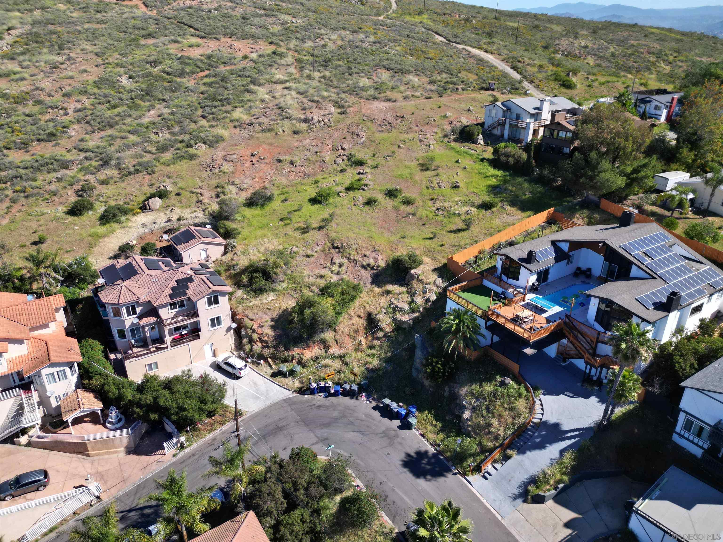 Detail Gallery Image 2 of 12 For , Spring Valley,  CA 91977 - – Beds | – Baths