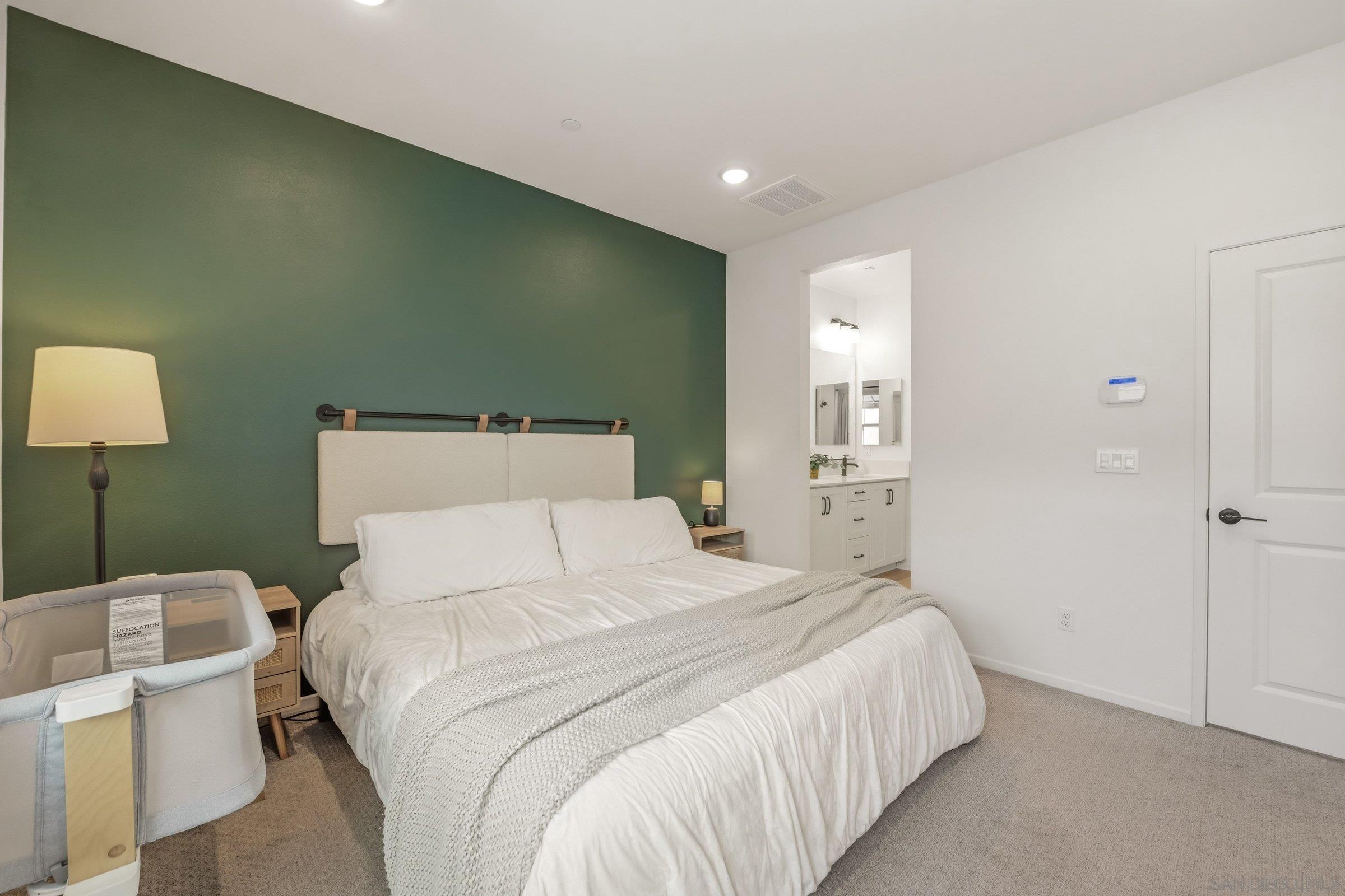 Detail Gallery Image 20 of 25 For 433  Jupiter Gln, Escondido,  CA 92025 - 4 Beds | 3/1 Baths