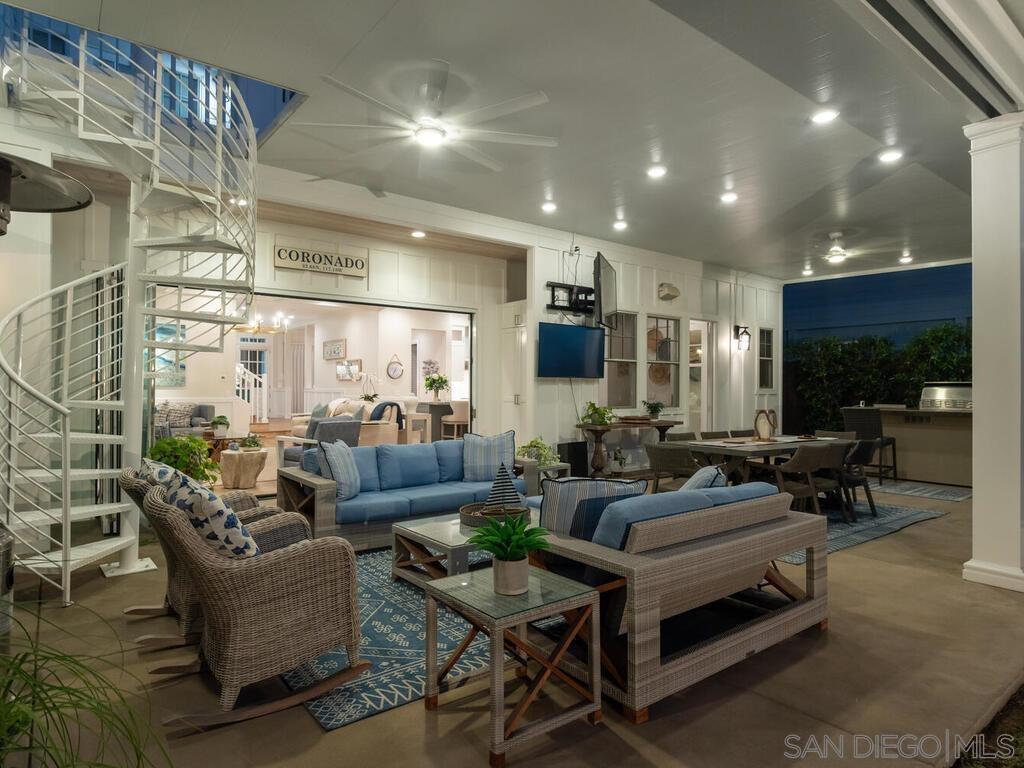 Detail Gallery Image 31 of 68 For 120  I Ave, Coronado,  CA 92118 - 4 Beds | 4/1 Baths