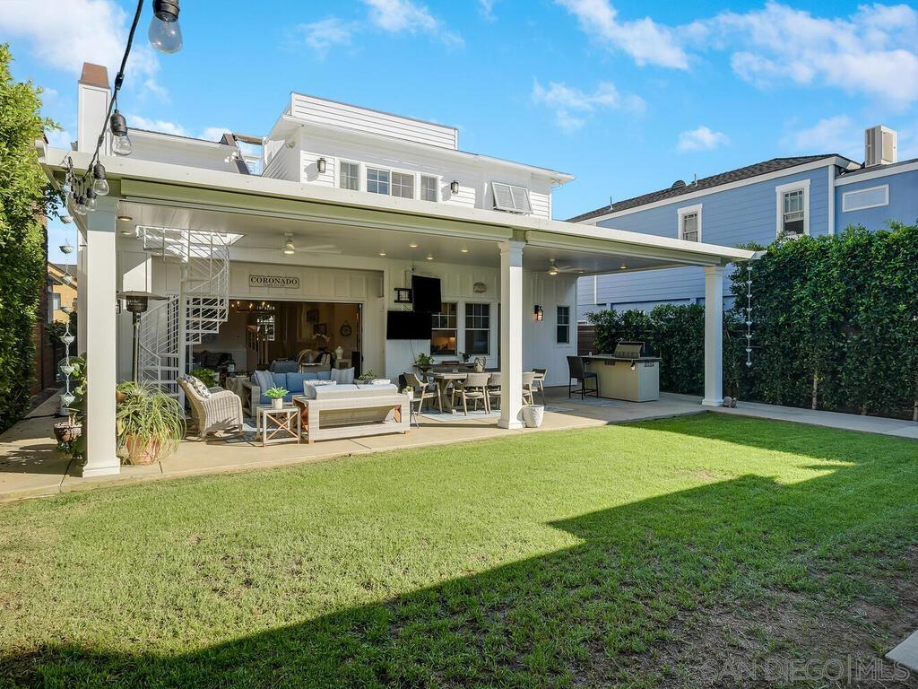 Detail Gallery Image 33 of 68 For 120  I Ave, Coronado,  CA 92118 - 4 Beds | 4/1 Baths