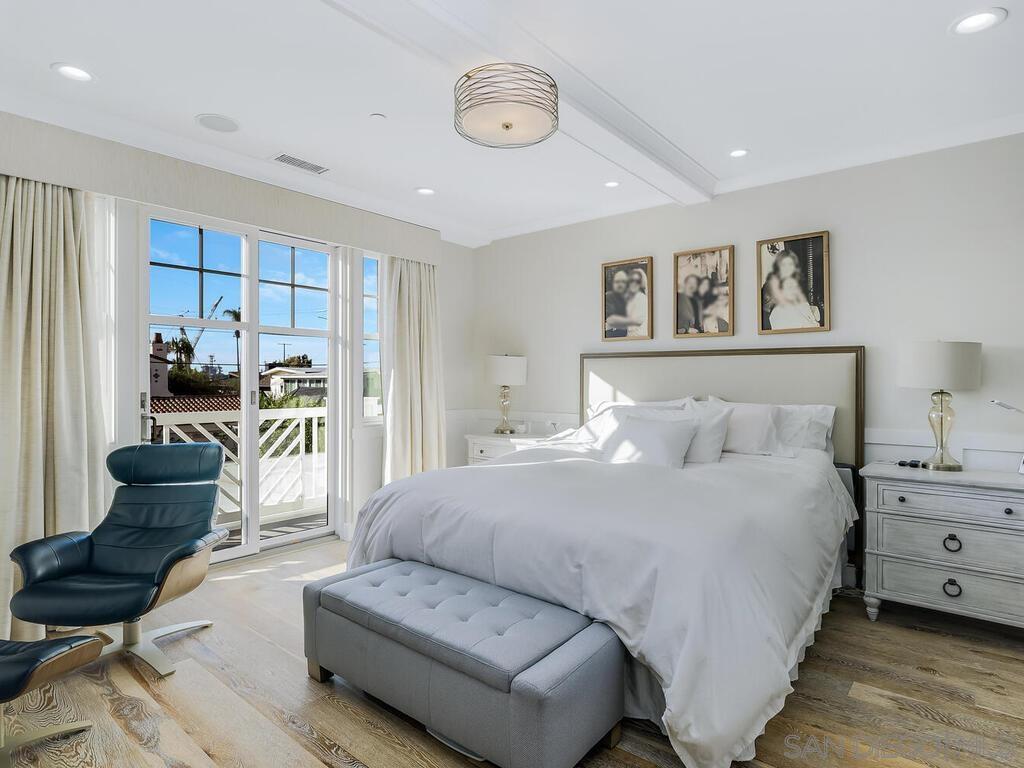 Detail Gallery Image 38 of 68 For 120  I Ave, Coronado,  CA 92118 - 4 Beds | 4/1 Baths