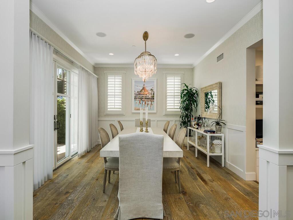 Detail Gallery Image 10 of 68 For 120  I Ave, Coronado,  CA 92118 - 4 Beds | 4/1 Baths