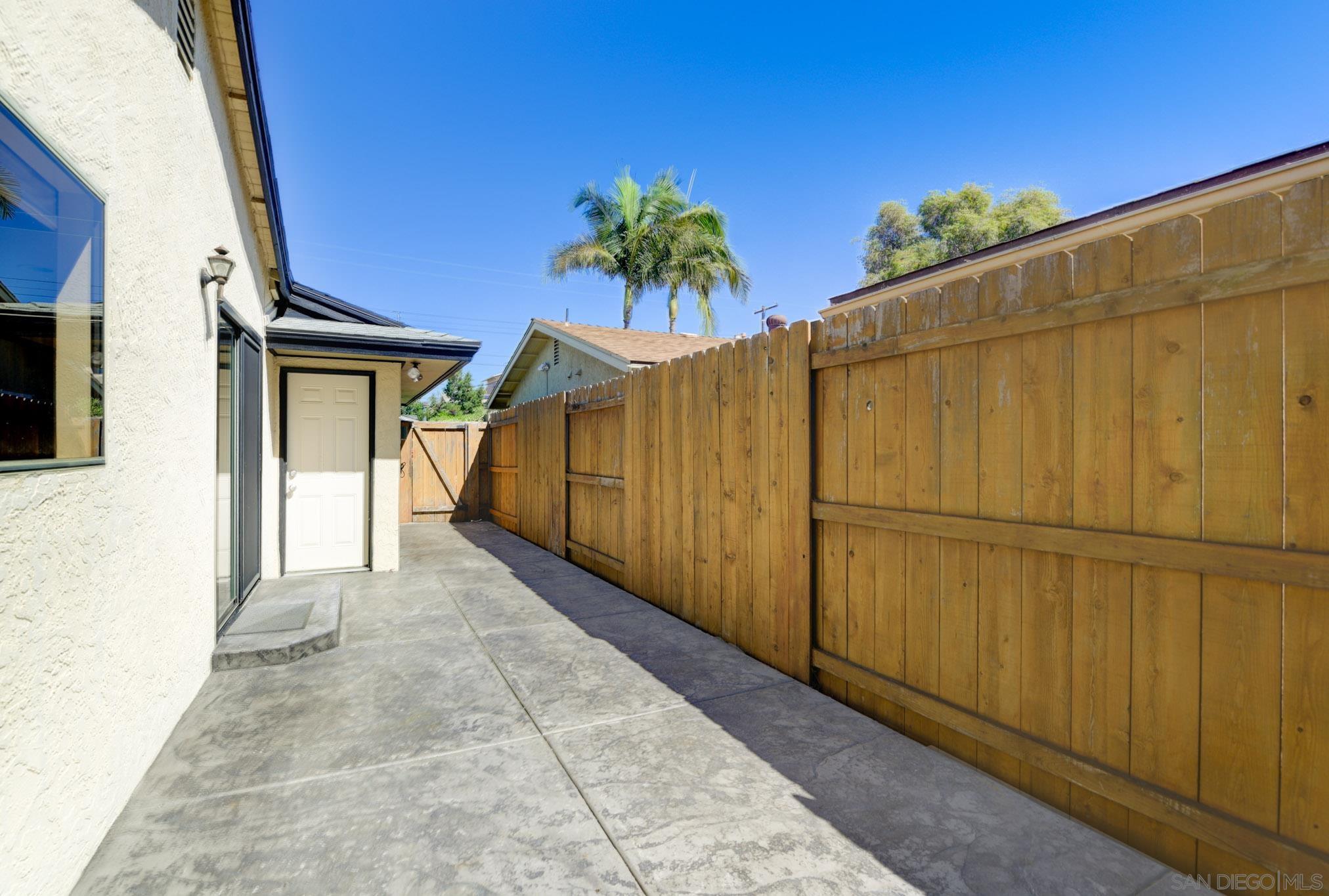 Detail Gallery Image 13 of 26 For 3618  Mount Acomita Ave, San Diego,  CA 92111 - 3 Beds | 2 Baths