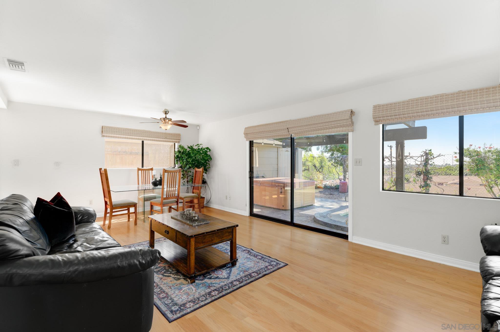 Detail Gallery Image 3 of 26 For 3618  Mount Acomita Ave, San Diego,  CA 92111 - 3 Beds | 2 Baths