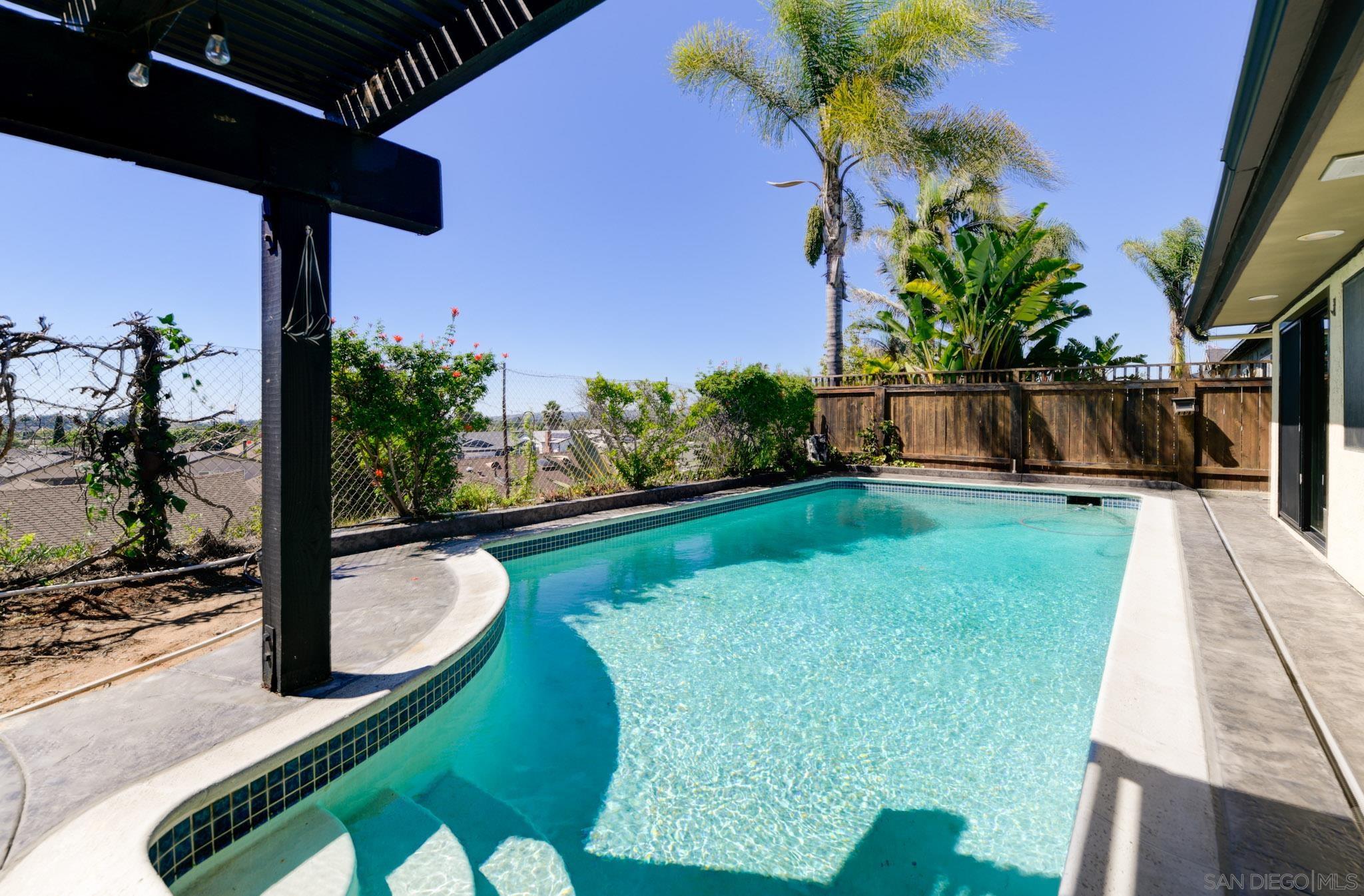 Detail Gallery Image 21 of 26 For 3618  Mount Acomita Ave, San Diego,  CA 92111 - 3 Beds | 2 Baths