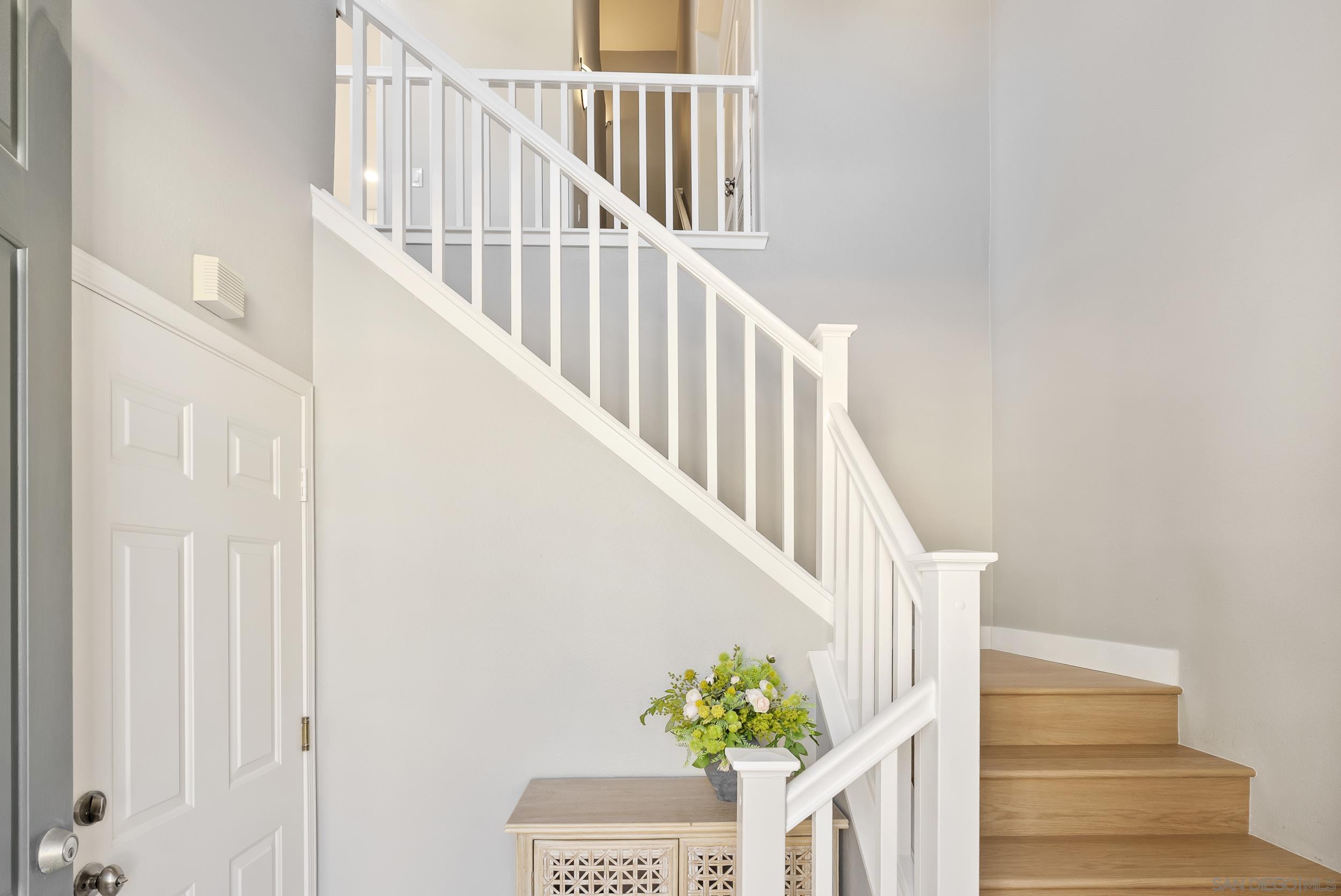 Detail Gallery Image 2 of 37 For 7875  via Montebello  #1,  San Diego,  CA 92129 - 2 Beds | 2 Baths