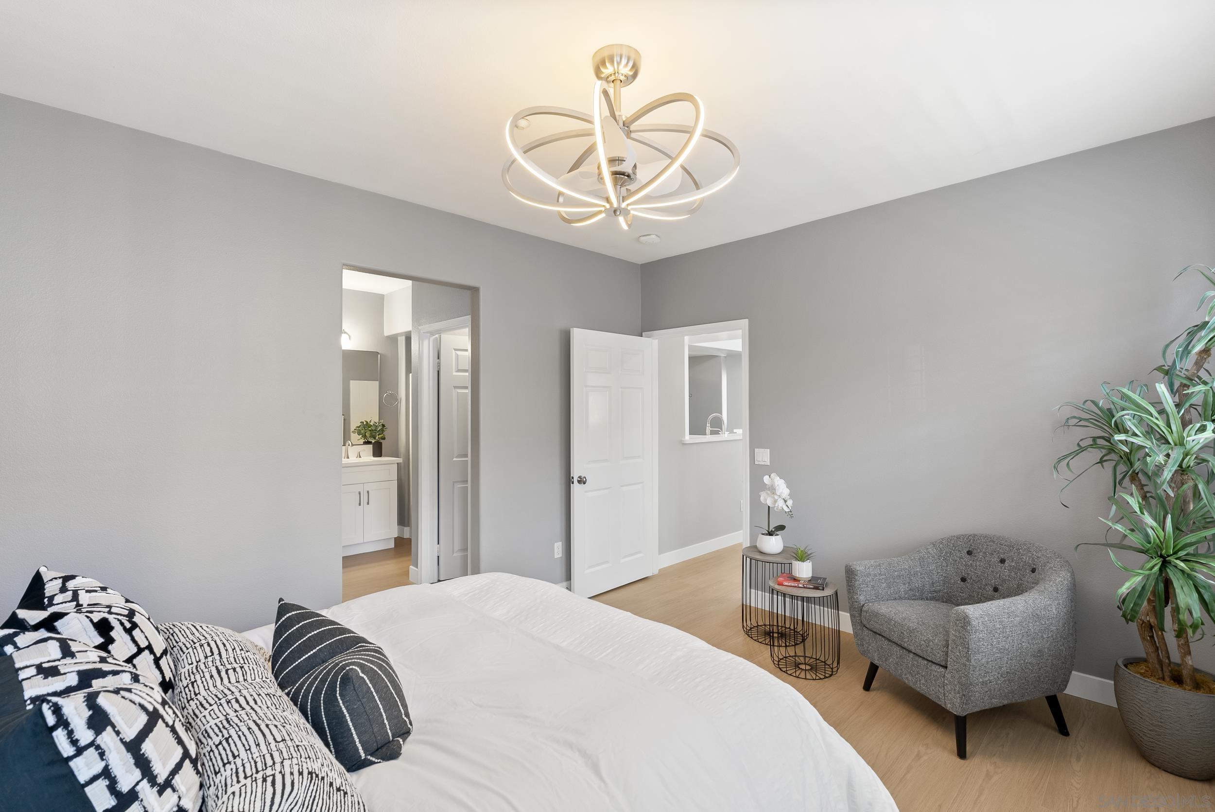 Detail Gallery Image 12 of 37 For 7875  via Montebello  #1,  San Diego,  CA 92129 - 2 Beds | 2 Baths