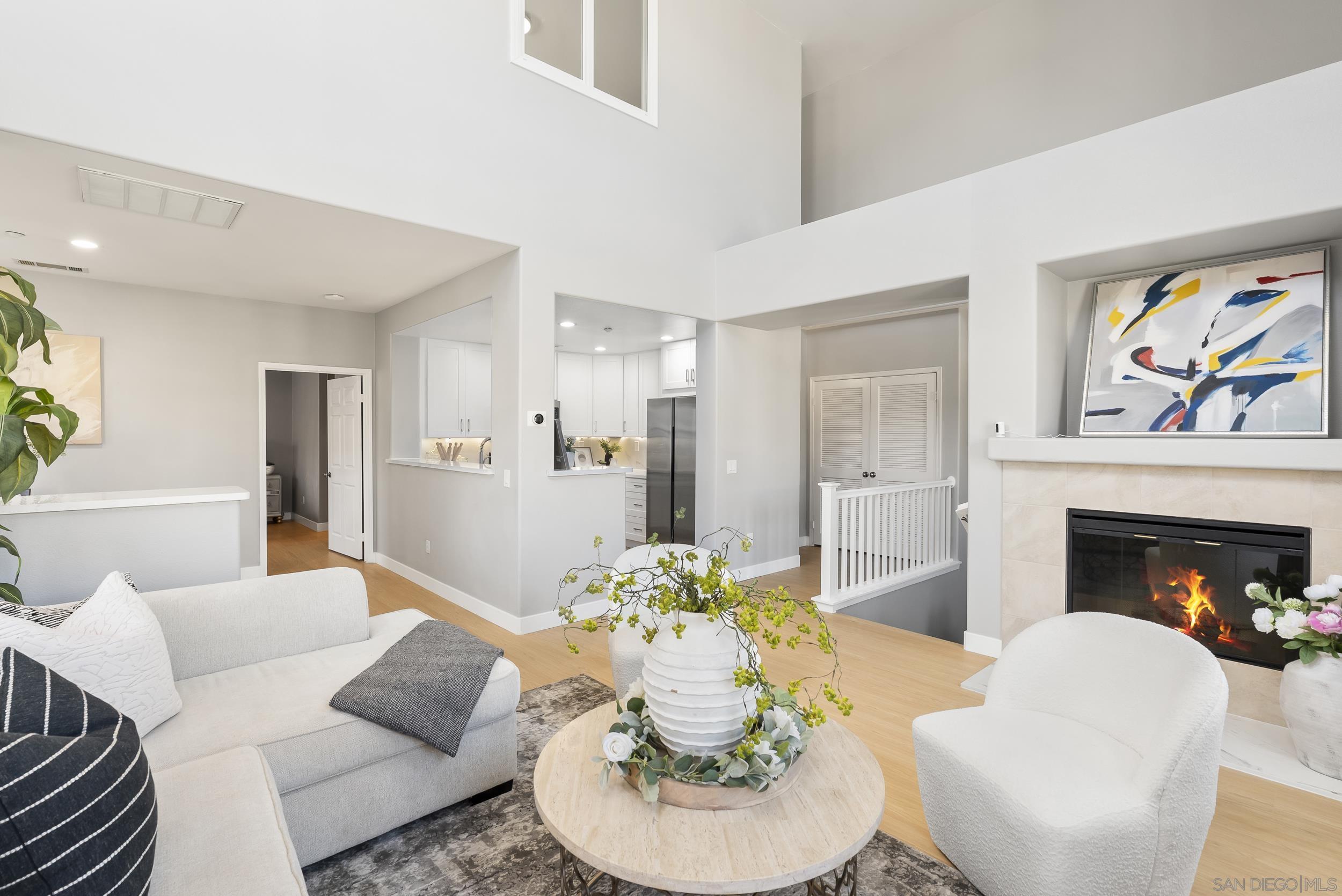 Detail Gallery Image 4 of 37 For 7875  via Montebello  #1,  San Diego,  CA 92129 - 2 Beds | 2 Baths