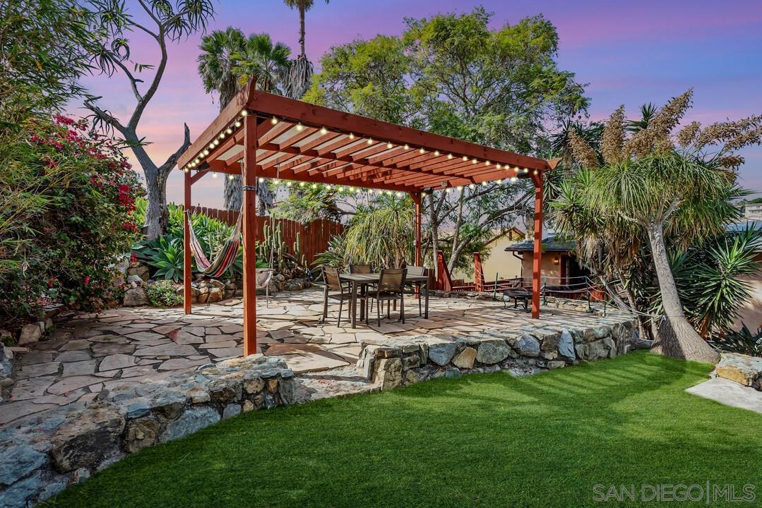 Detail Gallery Image 2 of 54 For 1635  Portola Ave, Spring Valley,  CA 91977 - 3 Beds | 2/1 Baths