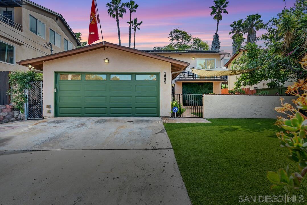 Detail Gallery Image 15 of 54 For 1635  Portola Ave, Spring Valley,  CA 91977 - 3 Beds | 2/1 Baths